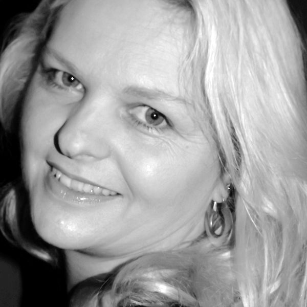 Nicole Büker