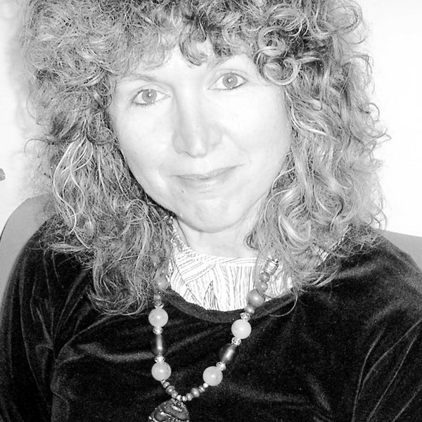 Caroline Lawrence