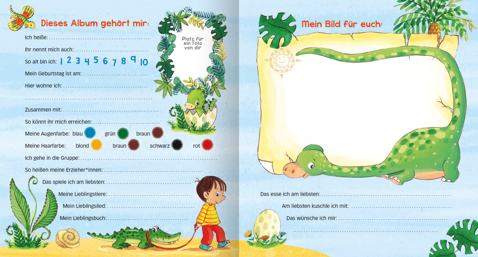 Gezeigt wird eine Innenansicht von „Meine Kindergarten-Freunde (Dinosaurier)“. Die Seite ist hell und freundlich gestaltet, mit blauen und grünen Farbtönen. Links befindet sich ein Bereich für persönliche Angaben, umrahmt von bunten Dinosauriern und Pflanzen. Darunter sind vielfältige Fragefelder in großer, gut lesbarer Schrift. Rechts ist ein leerer Bildrahmen mit einem niedlichen Dinosaurier und einer hellen, einladenden Hintergrundfarbe. Die Schrift ist klar strukturiert und...