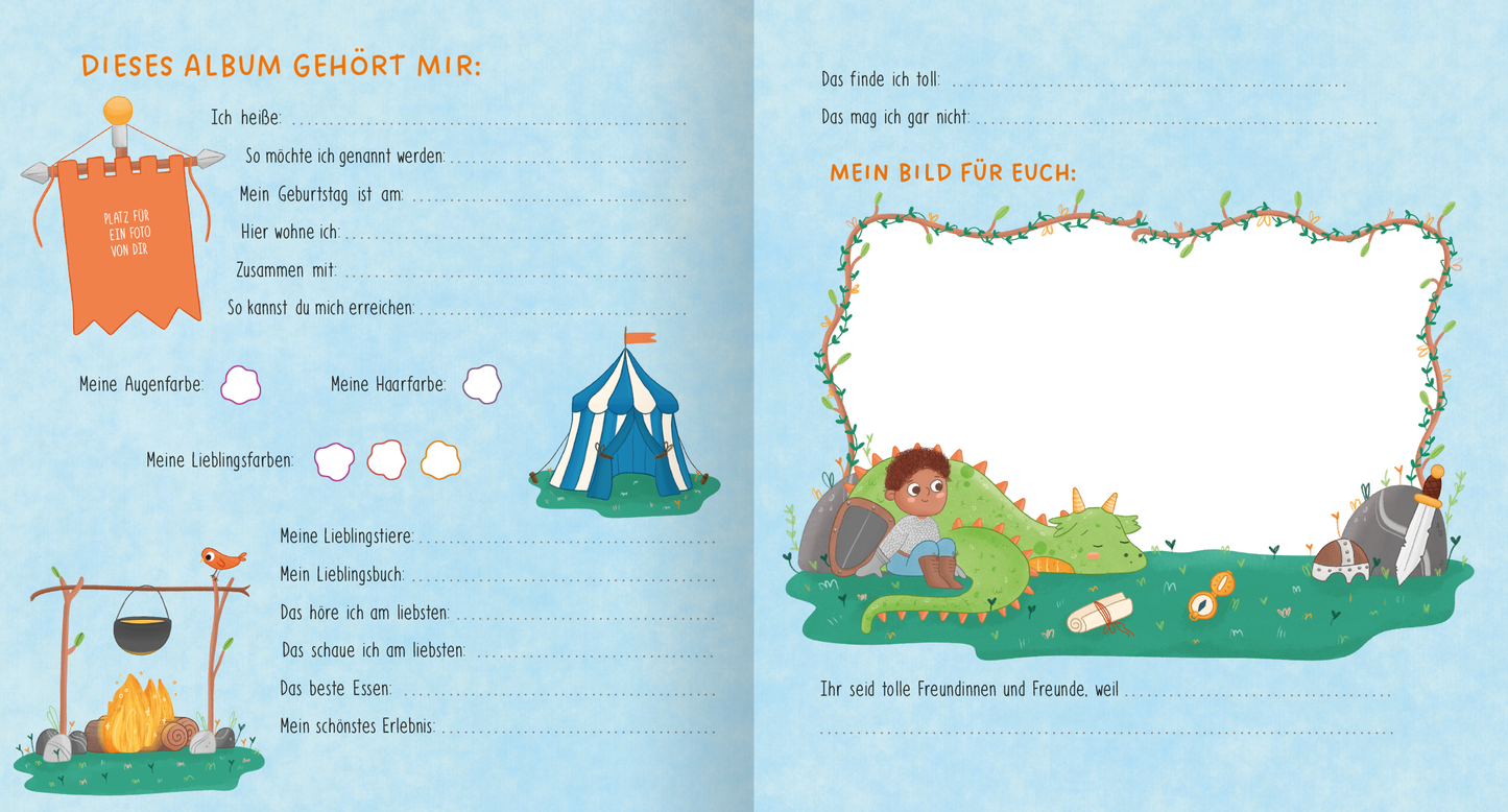 Gezeigt wird eine Innen- oder Zusatzansicht von „Meine Kindergartenfreunde – Ritter und Drachen“. Die seitenfüllenden Illustrationen zeigen einen hellblauen Hintergrund mit fröhlichen Elementen, darunter ein Zelt, eine Feuerstelle und ein grüner Drache. In bunten Farben sind Platzhalter für persönliche Angaben wie „Mein Name“ und „Meine Lieblingsfarbe“ sowie eine große, leere Fläche für individuelle Zeichnungen. Die Schrift ist kindgerecht und gut lesbar, wobei...