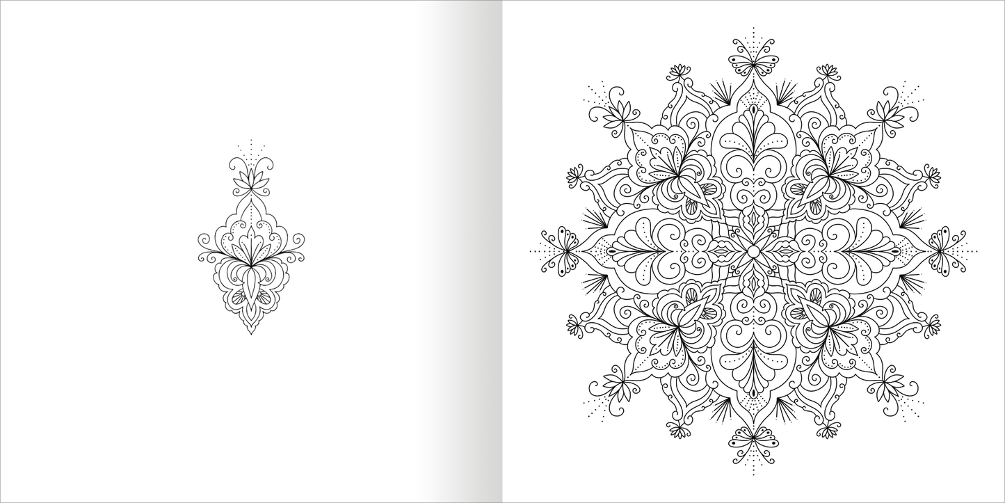Gezeigt wird eine Innen- oder Zusatzansicht von „Mandala-Zauber – Achtsamkeit“. Die Abbildung zeigt links ein einfaches, filigranes Mandala-Motiv und rechts eine komplexe, symmetrische Mandala-Gestaltung mit geschwungenen Linien und floral inspirierten Elementen. Die Zeichnungen sind in Schwarz auf hellem Hintergrund gehalten und bieten ausreichend Raum für individuelle Farbgestaltungen.