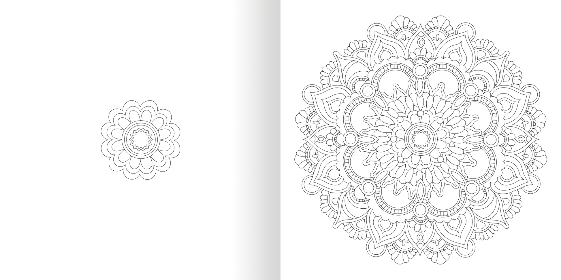 Gezeigt wird eine Innen- oder Zusatzansicht von „Mandala-Zauber – Gelassenheit“. Die linke Seite zeigt ein kleines, kreisförmiges Mandala mit einfachen, fließenden Linien. Die rechte Seite präsentiert ein großes, detailliertes Mandala, das reich verziert ist und symmetrische Motive aufweist. Die Zeichnungen sind in feinem, schwarz-weißem Kontrast gehalten, was Ruhe und Harmonie ausstrahlt.