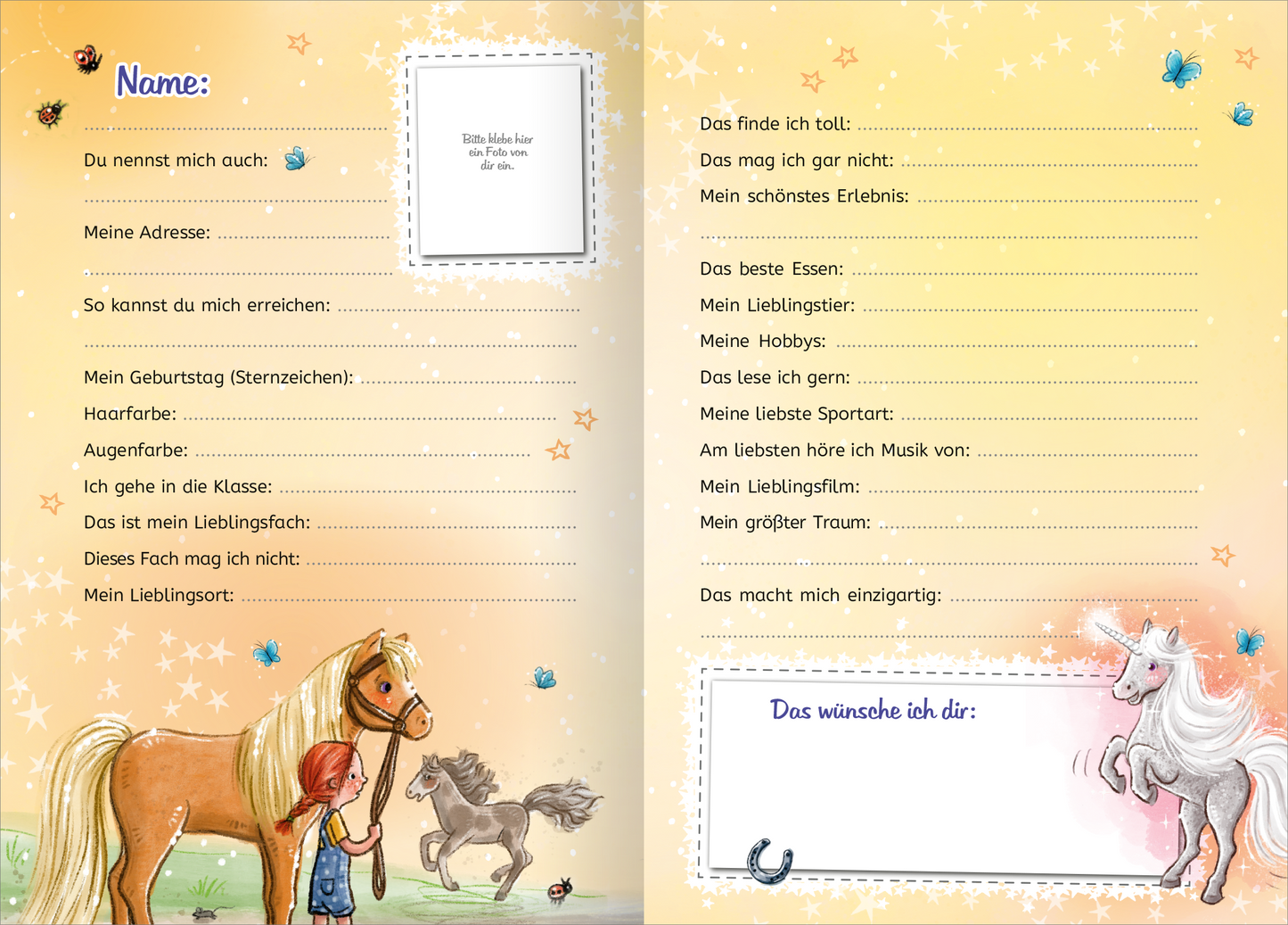 Gezeigt wird eine Innen- oder Zusatzansicht von „Meine Freunde – Zaubereinhorn“. Die Doppelseite ist in sanften Gelbtönen gehalten und zeigt eine liebevolle Illustration eines Mädchens, das ein Pferd führt, während ein zauberhaftes Einhorn daneben steht. Auf der linken Seite befindet sich ein Bereich mit Fragen zur persönlichen Vorstellung, wie Name, Adresse und Hobbies. Die Schrift ist kindgerecht und klar, um eine einfache Lesbarkeit zu gewährleisten. Verzierende Sterne und Bienen...