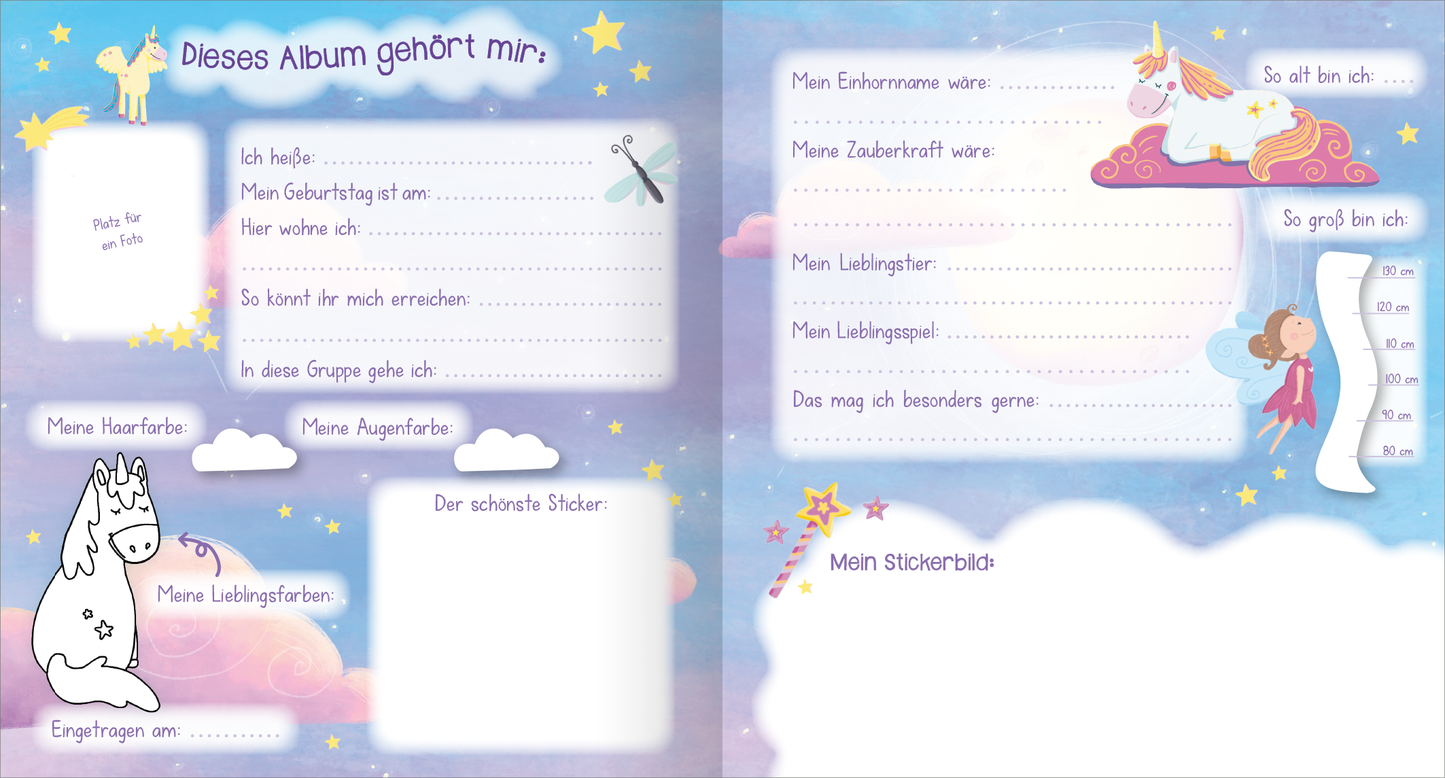 Gezeigt wird eine Innen- oder Zusatzansicht von „Meine Kindergarten-Freunde – Einhorn“. Die Seite ist in sanften Pastellfarben gehalten, überwiegend in Blau, Rosa und Weiß. Auf der linken Seite befindet sich ein süßes Einhorn und eine einfache Monsterfigur. Rechts sind Beschriftungsfelder für persönliche Angaben wie „Mein Einhornname“ oder „Meine Lieblingsfarbe“ dargestellt. Die Schrift ist freundlich und gut lesbar, um den Kindern das Ausfüllen zu erleichtern. Verspielt...