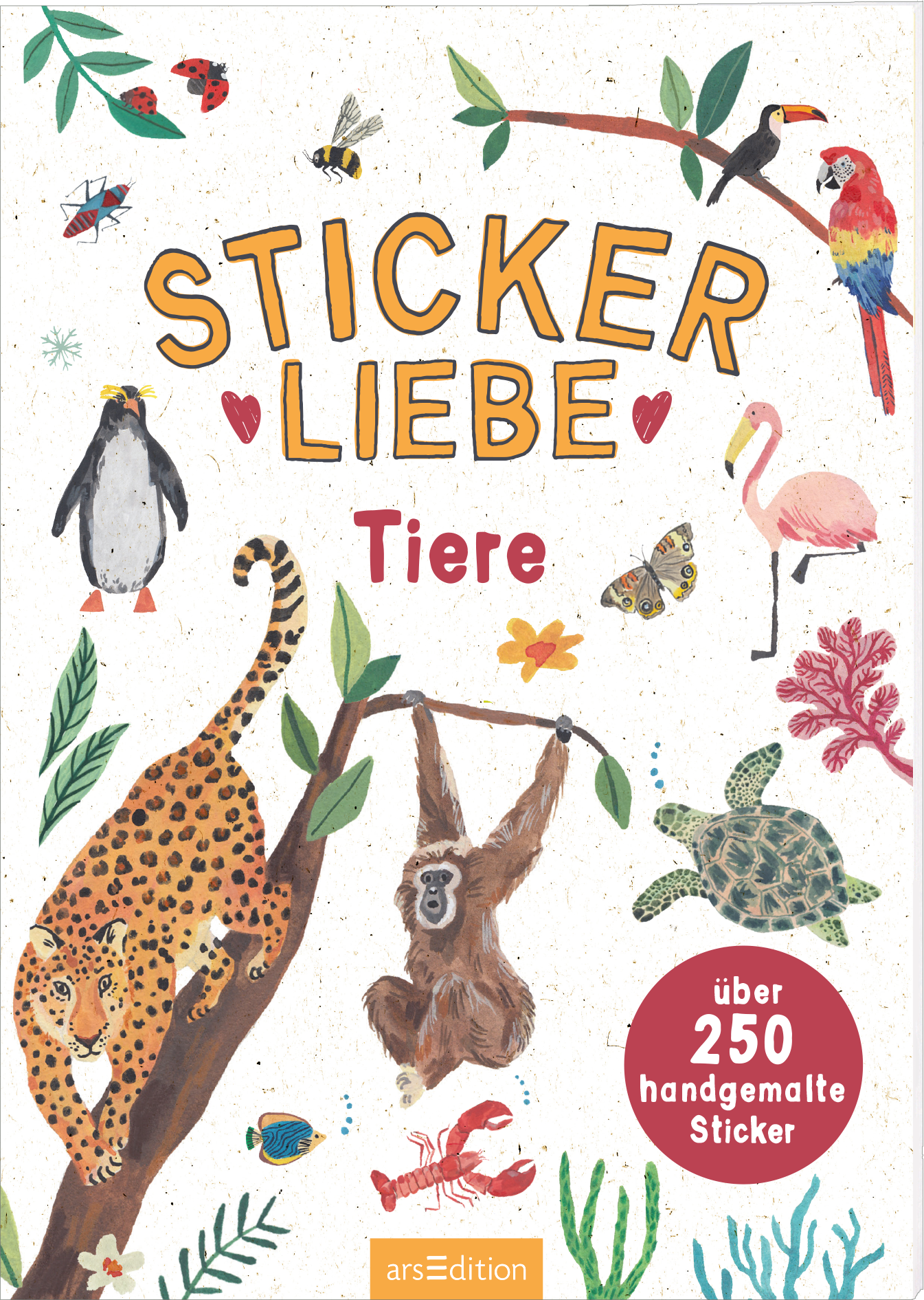 Das Cover zeigt eine fröhliche Collage aus verschiedenen Tierillustrationen, darunter ein Leopard, ein Orang-Utan, ein Pinguin und ein Flamingo. Die Farben sind lebhaft und bunt, hauptsächlich in grünen, gelben und braunen Tönen. Der Titel „STICKER LIEBE“ ist in großen, gelben Lettern geschrieben, während das Wort „Tiere“ in einem sanften Grau darunter steht. In der unteren rechten Ecke befindet sich ein roter Button mit dem Schriftzug „über 250 handgemalte Sticker“. Ganz...