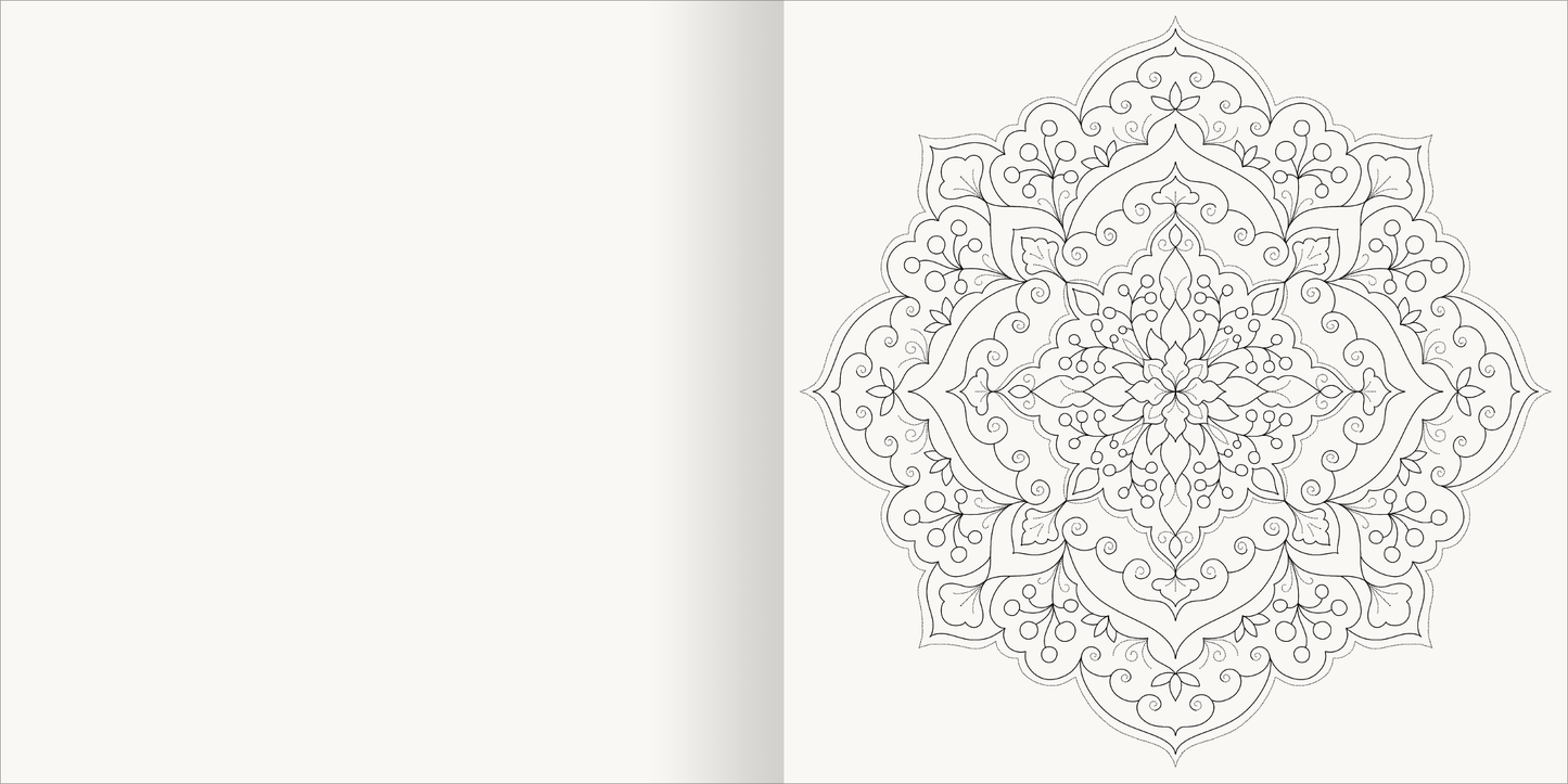 Gezeigt wird eine Innen- oder Zusatzansicht von „Aquarell-Malblock – Mandalas“. Die Abbildung zeigt eine detaillierte, symmetrische Mandala-Zeichnung in schwarz-weißer Linie auf einem cremefarbenen Hintergrund. Die zarten, geschwungenen Muster sind von zahlreichen filigranen Elementen umgeben, die zum Ausmalen einladen. Auf der linken Seite bleibt der Seitenraum unbeschrieben und bietet Platz für persönliche Notizen oder weiteres Malen. Die elegante Typografie des Titels ist klar...