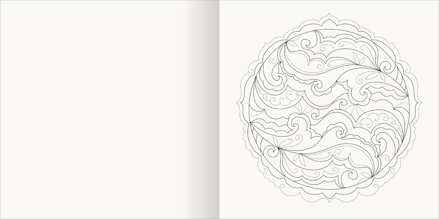 Gezeigt wird eine Innen- oder Zusatzansicht von „Aquarell-Malblock – Mandalas“. Die Seite zeigt ein detailliertes, kreisförmiges Mandala-Muster mit geschwungenen Linien und floralen Elementen in sanften, geschwungenen Formen. Die Zeichnung ist lediglich in Schwarz auf einem hellen, cremefarbenen Hintergrund dargestellt, was einen harmonischen und einladenden Eindruck vermittelt. Die Typografie ist nicht sichtbar, da es sich um eine rein grafische Darstellung handelt.