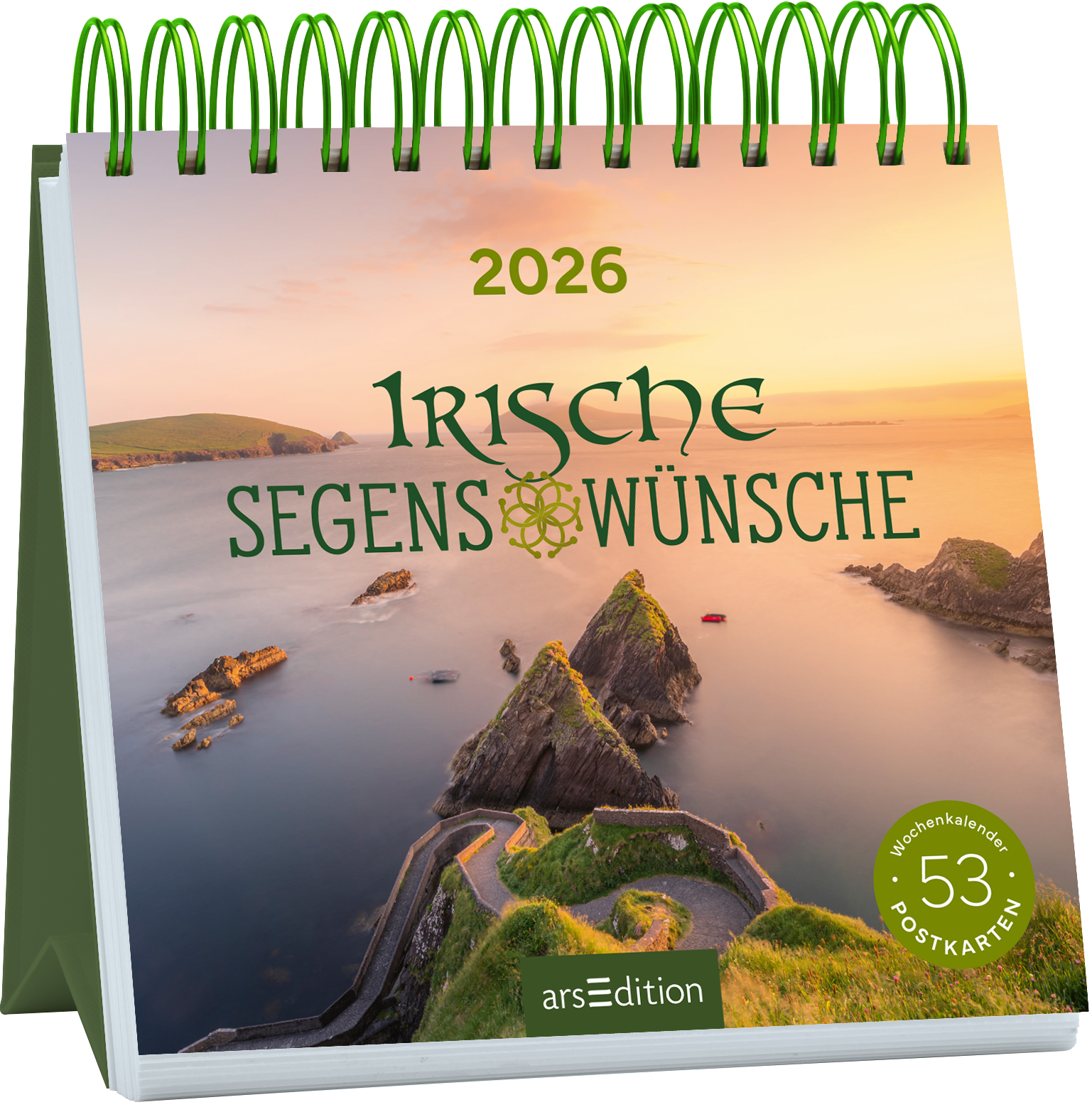 Das Cover zeigt eine malerische Küstenlandschaft Irlands bei Sonnenaufgang, mit sanften Hügeln und einer ruhigen Meeresoberfläche. Der Titel „Irische Segenswünsche“ ist in geschwungener, grüner Schrift über dem Bild platziert. Darüber befindet sich die Jahreszahl „2026“ in einer klaren, modernen Schrift. Ein gelbes Etikett am unteren rechten Rand weist auf „53 Postkarten“ hin. Ganz unten mittig steht der Logoschriftzug von arsEdition.
