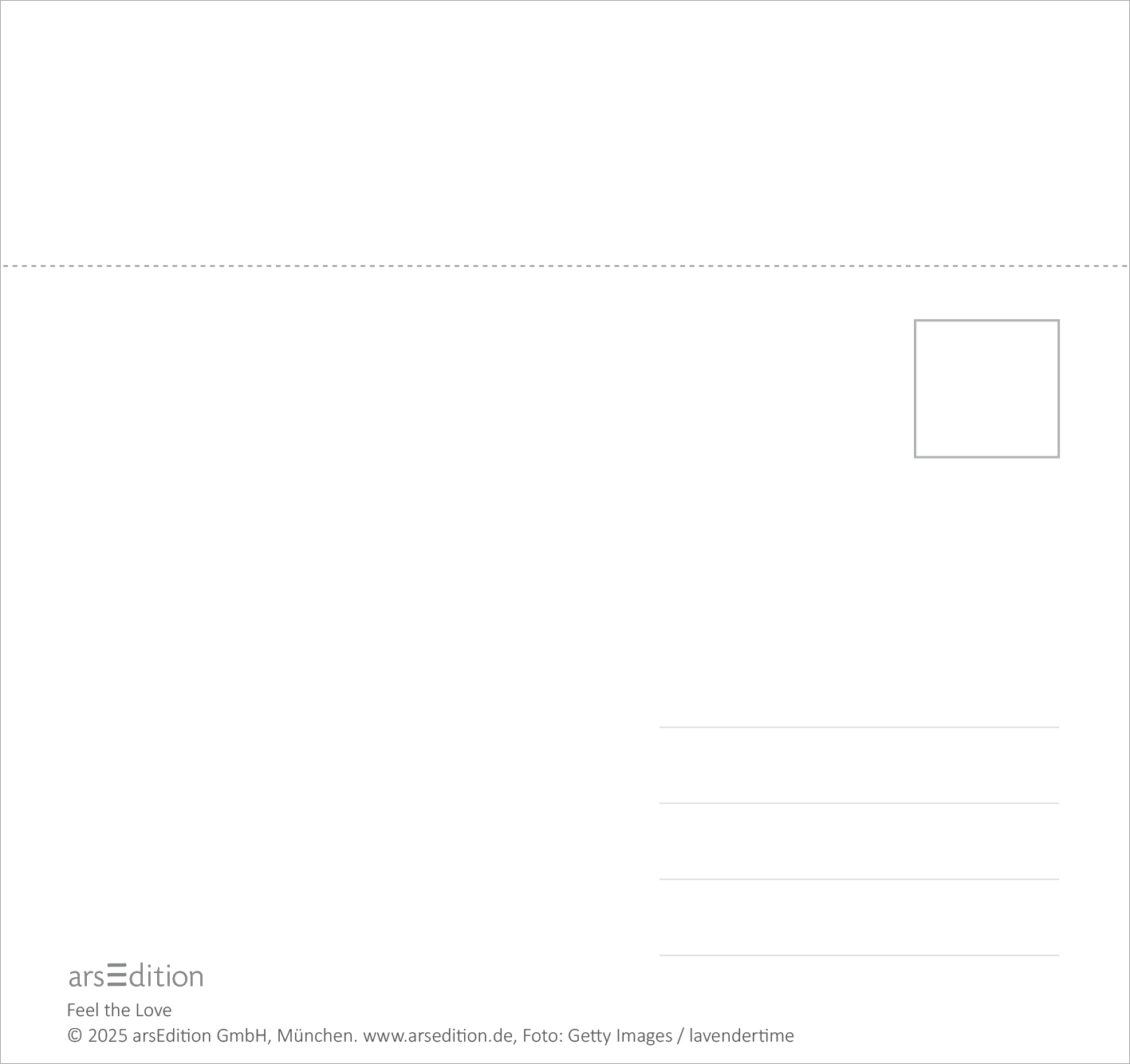 Gezeigt wird eine Innen- oder Zusatzansicht von „Postkartenkalender Feel the love 2026“. Die Ansicht zeigt eine minimalistische Gestaltung in Weiß mit einem schlichten Layout. Es sind vorgesehene Felder für Adressinformationen und eine kleine Grafikfläche für Motive. Unten links befindet sich ein dezent platzierter Schriftzug mit dem Titel sowie den Verlagsinformationen. Die Typografie ist klar und gut lesbar, was die Nutzerfreundlichkeit unterstützt.