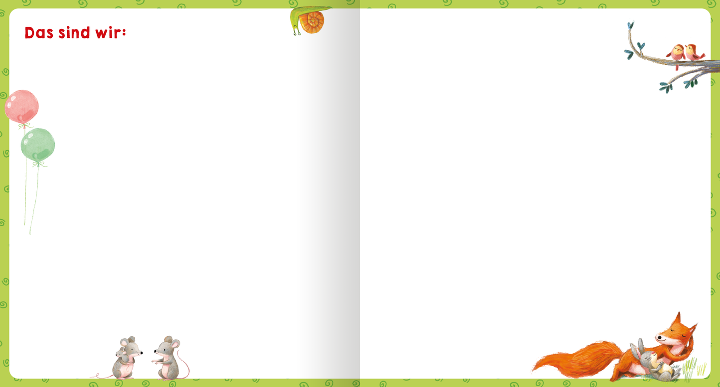 Gezeigt wird eine Innenansicht von „Meine allerersten Freunde“. Die Doppelseite präsentiert eine grüne Rahmung mit verspielten, bunten Details. Links sind zwei niedliche Mäuse abgebildet, während rechts ein Fuchs und ein Hase auf einer Wiese sitzen. Über der Seite steht in großen roten Buchstaben „Das sind wir:“. Die sanften Illustrationen und das helle, einladende Layout schaffen eine fröhliche und kinderfreundliche Atmosphäre.