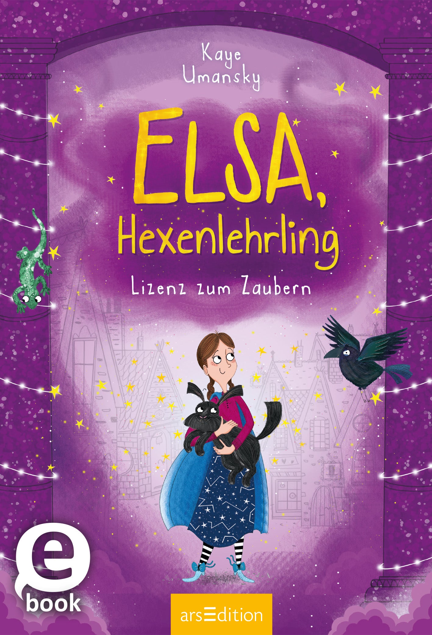 Das Buchcover zeigt einen lila Hintergrund, der mit funkelnden Sternen verziert ist. Im Vordergrund steht das Mädchen Elsa, die einen Hund in ihren Armen trägt und eine Krähe an ihrer Seite hat. Der Titel „ELSA, Hexenlehrling“ ist in großem, gelbem Schriftzug oben platziert, während der Untertitel „Lizenz zum Zaubern“ darunter in kleinerer Schrift steht. Ganz unten mittig steht der Logoschriftzug von arsEdition.