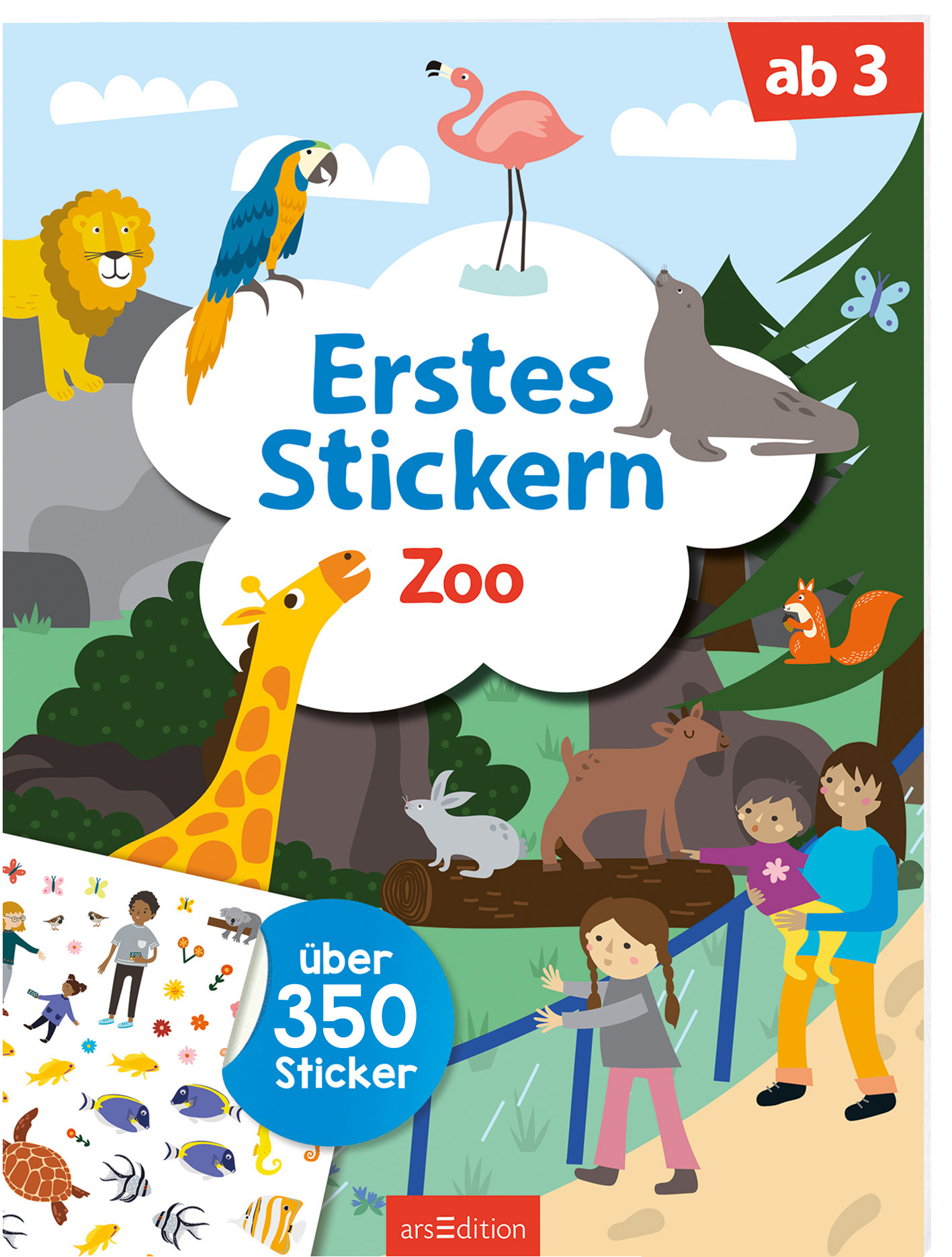 Auf dem Cover ist ein bunter Zoo mit verschiedenen Tieren wie einem Löwen, einem Giraffen, einem Papagei und einem Flamingo abgebildet. Der Titel „Erstes Stickern Zoo“ ist in großen, blauen Buchstaben auf einem weißen Wolkenhintergrund platziert. Unten links befindet sich eine farbenfrohe Illustration mit einer Vielzahl von Stickern. Im oberen Bereich steht „ab 3“ in roter Schrift. Ganz oben mittig ist der SPIEGEL-Bestseller-Button angebracht. Ganz unten mittig steht der...