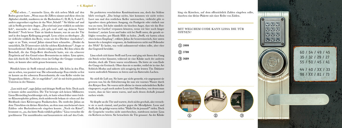 Gezeigt wird eine Innen- oder Zusatzansicht von „Escape Room. Der Schatten des Raben“. Die Seite ist in hellen, neutralen Farben gehalten und enthält auf der linken Seite einen fortlaufenden Text mit gut lesbarer, serifenloser Schrift in Schwarz. Auf der rechten Seite steht eine Rätselfrage, verdeutlicht durch die Abbildung eines Schließmechanismus mit Nummernfeld. Außerdem sind drei runde Bildausschnitte zu sehen. Der Gesamteindruck ist modern und klar strukturiert, was die...