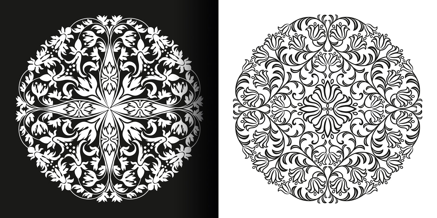Gezeigt wird eine Innen- oder Zusatzansicht von „Mandala-Zauber“. Die Darstellung umfasst zwei kreisförmige Mandalas, eines vor einem schwarzen Hintergrund und das andere vor einem weißen. Beide Mandalas sind in filigranen, ornamentalen Mustern in Schwarz-Weiß gehalten, mit geschwungenen Linien und floralen Elementen, die harmonisch angeordnet sind. Der Kontrast zwischen den Hintergründen verstärkt die Detailfülle der Kunstwerke und lädt zur meditativen Betrachtung ein.