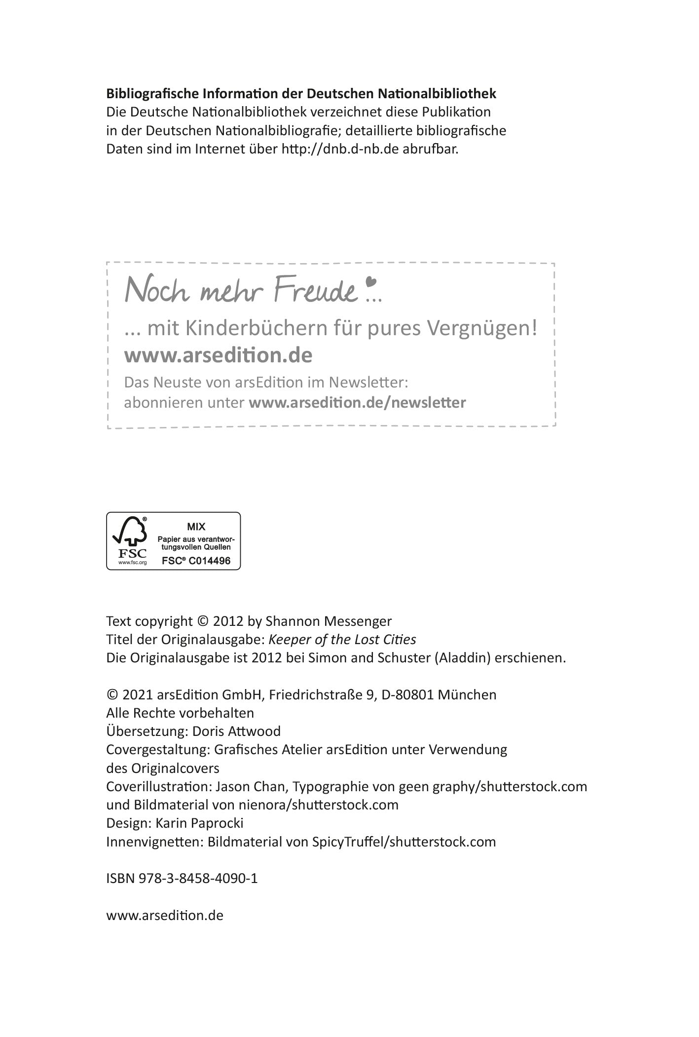 Gezeigt wird eine Innen- oder Zusatzansicht von „Keeper of the Lost Cities – Der Aufbruch“. Die Seite enthält bibliografische Informationen in schwarzer Schrift auf weißem Hintergrund. Zentrale Elemente sind ein Hinweis auf die Website arsedition.de und Angaben zu Urheberrechten. Die Typografie ist klar und gut lesbar, versehen mit einer verspielten Schriftart für den Hinweis. Zusätzlich sind Icons für FSC und andere Informationen abgebildet.