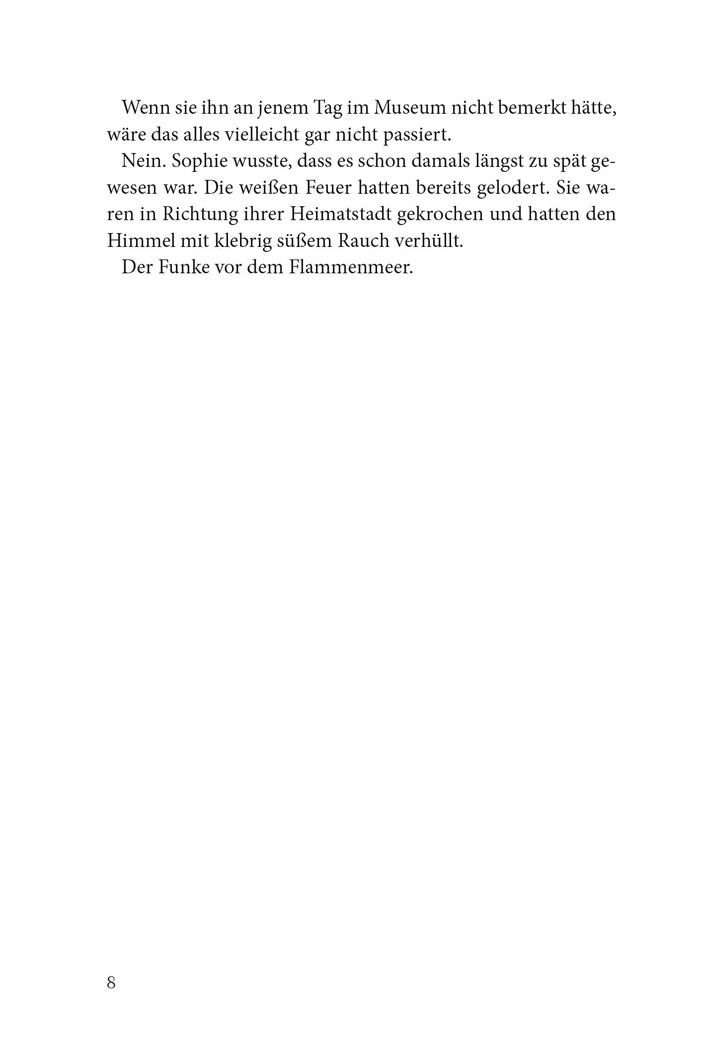 Gezeigt wird eine Innen- oder Zusatzansicht von „Keeper of the Lost Cities – Der Aufbruch“. Die Seiten sind in einem klaren, gut lesbaren Layout gehalten. Die Schrift ist schlicht und modern, in einer dunklen Farbe auf hellem Hintergrund, was die Lesbarkeit erhöht. Gelegentliche Absätze und Zeilenabstände unterstützen die Struktur der Inhaltsdarstellung, während die festgelegte Typografie ein einheitliches und ansprechendes Leseerlebnis bietet.