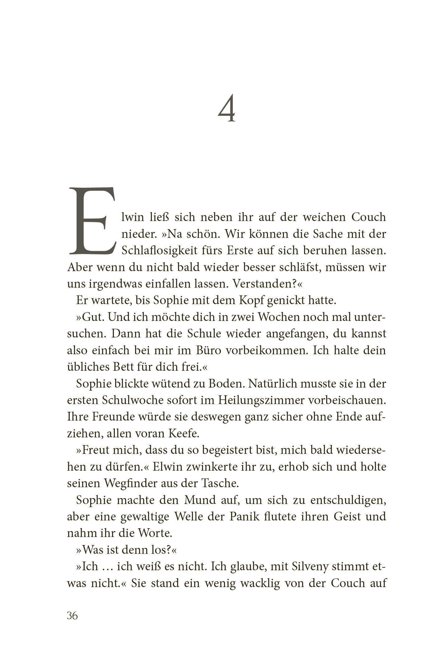 Gezeigt wird eine Innen- oder Zusatzansicht von „Keeper of the Lost Cities – Das Exil“. Der Text ist in einer gut lesbaren Serifenschrift gesetzt und in Schwarz gehalten. Die Seiten sind hell, was eine angenehme Lesbarkeit fördert.