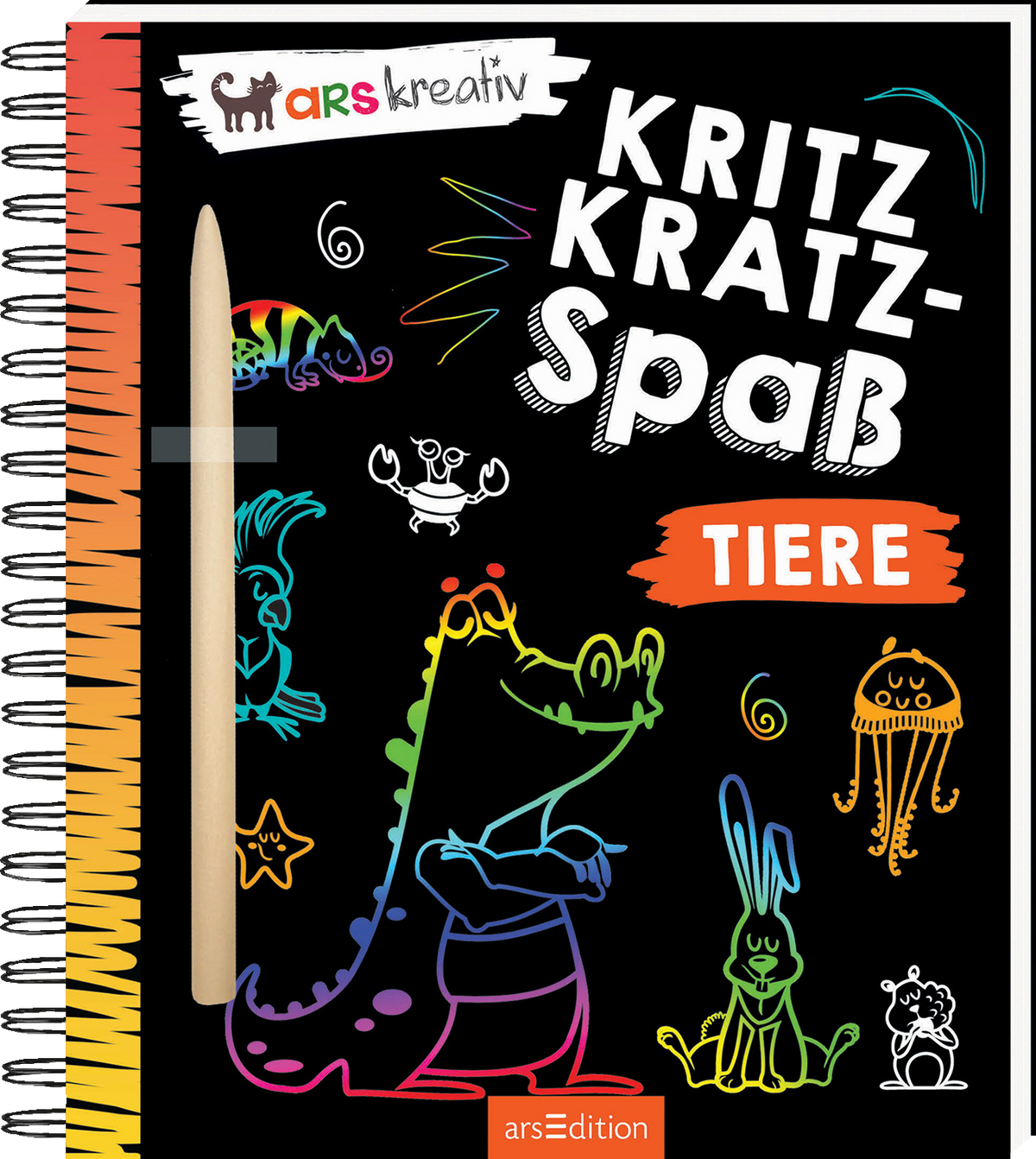 Schwarzes Cover mit Spiralbindung links und einem hellen Holzstift senkrecht. Dominante handgezeichnete weiße Titeltypografie „KRITZ KRATZ-SPAß“ oben rechts, darunter orange Pinselstrich mit weißer Schrift „TIERE“. Bunte neonartige Kratzzeichnungen von Krokodil, Hase, Qualle, Chamäleon, Krabbe und Seestern vermitteln verspielte Kreativstimmung. Oben links kleines Logo „ars kreativ“. Ganz unten mittig steht der Logoschriftzug von arsEdition.