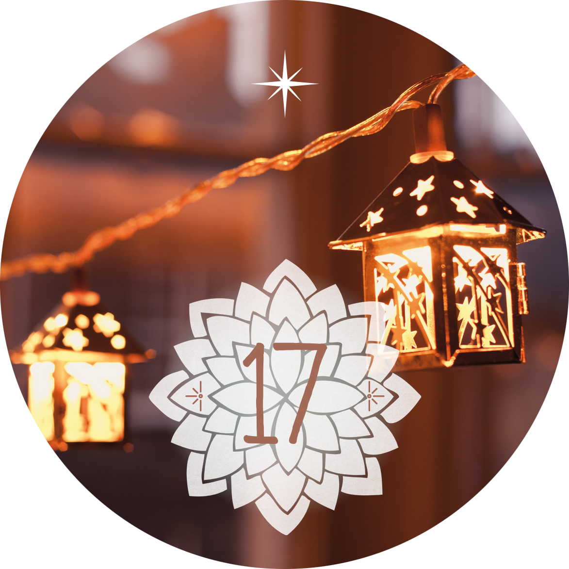Gezeigt wird eine Innen- oder Zusatzansicht von „Adventskalender in der Dose. 24 Entspannungsmomente für den Advent“. Die Ansicht zeigt eine warme, stimmungsvolle Beleuchtung durch mehrere kleine Laternen, die goldene Lichtakzente setzen. Im Vordergrund befindet sich eine weiße, blattförmige grafische Gestaltung, die die Zahl „17“ in einer eleganten, braunen Schriftart zeigt. Der Hintergrund ist sanft verschwommen, was die festliche Atmosphäre unterstreicht.