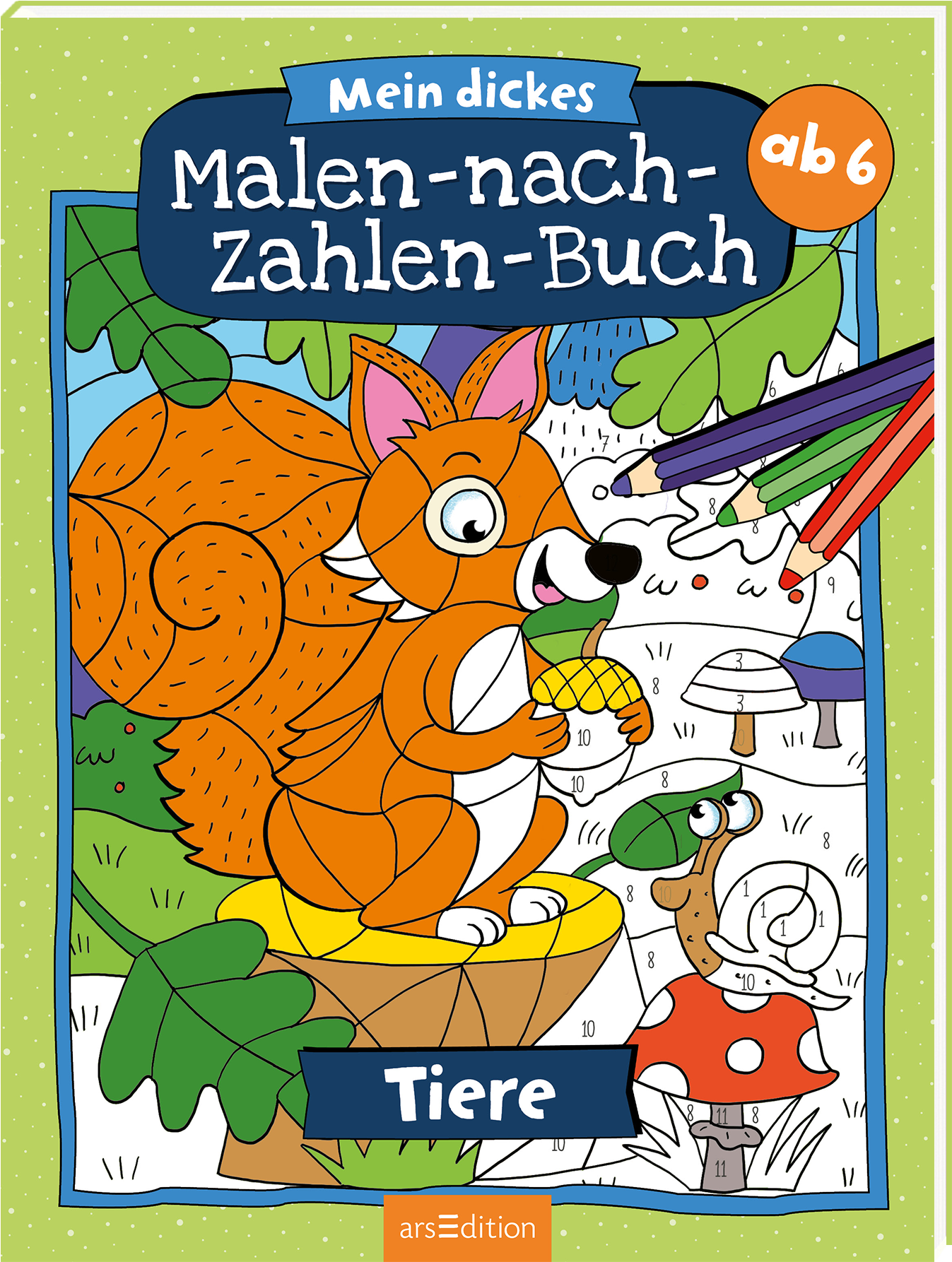 Das Cover zeigt ein buntes, verspieltes Design mit einem orangefarbenen Fuchs, der in einer Zeichnung sitzt. Er ist von Naturmotiven umgeben, darunter ein großer Pilz und eine Schnecke. Über dem Fuchs steht in blauer Schrift „Mein dickes Malen-nach-Zahlen-Buch“ und darunter in kleinerer Schrift „Tiere“. Mehrere kunterbunte Buntstifte sind seitlich angeordnet. Oben rechts befindet sich ein Kreissymbol mit der Aufschrift „ab 6“. Ganz unten mittig steht der Logoschriftzug von...
