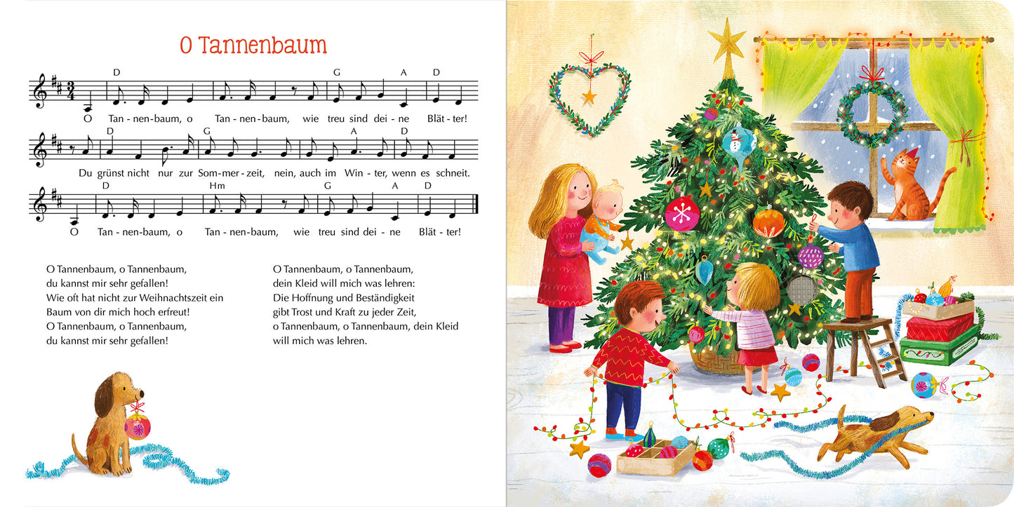 Gezeigt wird eine Innen- oder Zusatzansicht von „Musik für Klitzekleine – Alle Jahre wieder“. Auf der linken Seite ist das Notenblatt zu „O Tannenbaum“ mit einer klaren, gut lesbaren Schrift in rot und schwarz abgebildet. Die rechte Seite zeigt eine farbenfrohe Illustration von Kindern, die einen geschmückten Weihnachtsbaum dekorieren. Die Farbpalette umfasst warme Rottöne, lebhaftes Grün und Blautöne, ergänzt durch festliche Dekorationen. Die fröhliche Szene strahlt...
