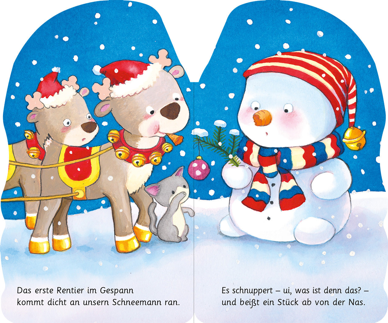 Gezeigt wird eine Innen- oder Zusatzansicht von „Mein lustiger Schneemann“. Die Illustration zeigt einen fröhlichen Schneemann mit einer roten Karottennase und einem bunten Schal in Blau, Rot und Weiß. Neben ihm stehen zwei Rentiere mit Weihnachtsmützen, die ein glitzerndes Ornament in der Hand haben. Im Hintergrund schneit es und die Szene ist von einem leuchtenden Hellblau umgeben. Der Text ist in einer klaren, kindgerechten Schriftart gehalten und vermittelt eine fröhliche,...