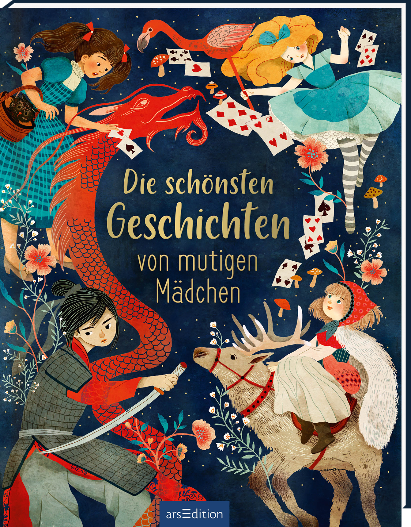 Das Buchcover zeigt eine fantasievolle, farbenfrohe Illustration auf dunkelblauem Hintergrund. In der Mitte windet sich ein roter Drache, während oben links verschiedene Mädchen in unterschiedlichen Szenen dargestellt sind. Die Schrift des Titels „Die schönsten Geschichten“ ist verspielt und gut lesbar, ergänzt durch den Untertitel „von mutigen Mädchen“. Geometrische Figuren und Karten in rot und weiß lockern das Design auf. Ganz unten mittig steht der Logoschriftzug von...