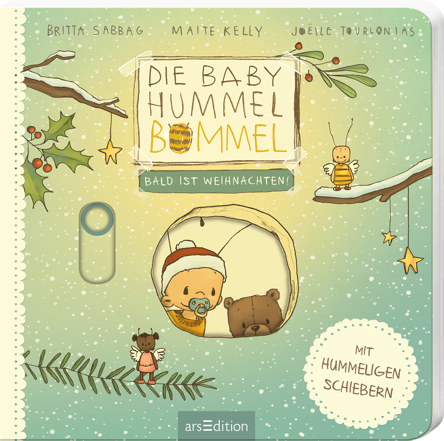 Das Buchcover zeigt eine winterliche Szene in sanften Pastelltönen, dominiert von einem hellen Mintgrün. In der Mitte steht der Titel „DIE BABY HUMMEL BOMMEL“ in verspielter, handschriftlicher Typografie, darunter der Zusatz „Bald ist Weihnachten!“ in kleinerer Schrift. Illustrationen von der Baby Hummel mit einer Weihnachtsmütze und einem Bären sind zu sehen, umgeben von Zweigen und Sternen. Ein Hinweis auf „MIT HUMMELIGEN SCHIEBERN“ rundet das Design ab. Ganz unten mittig...