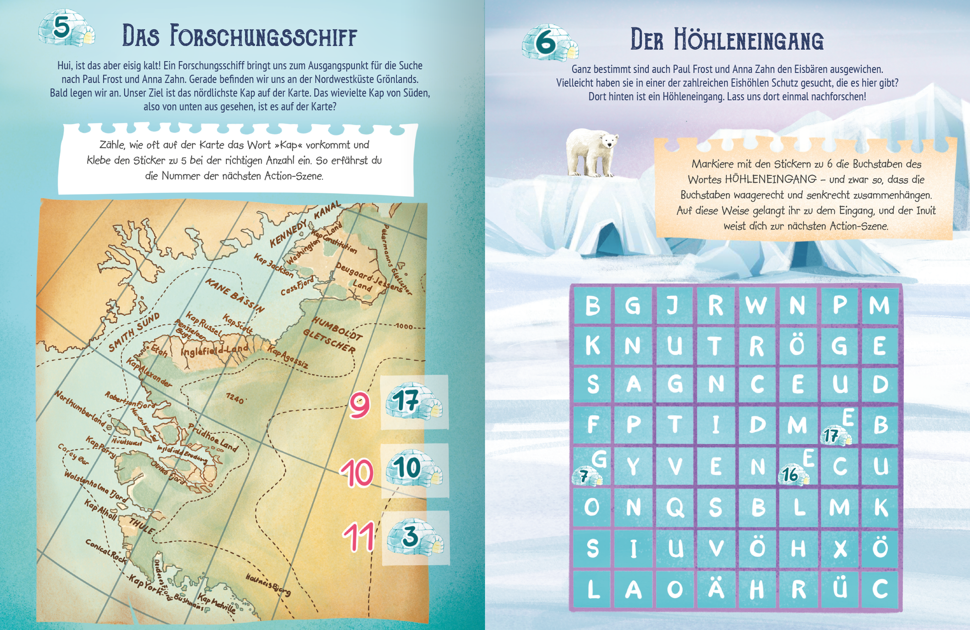 Gezeigt wird eine Innen- oder Zusatzansicht von „Escape-Stickerbuch – Gefangen in der Eishöhle“. Die linke Seite zeigt eine gezeichnete Karte mit Meeresdarstellungen in sanften Blau- und Beigetönen, ergänzt durch vertikale Spalten mit farbigen Nummern. Die rechte Seite präsentiert ein Wortsuchspiel vor einem frostigen Hintergrund in Hellblau, mit weißen und blauen Buchstaben auf quadratischem Feld. Die Überschriften sind in einer freundlichen, gut lesbaren Schrift gestaltet.