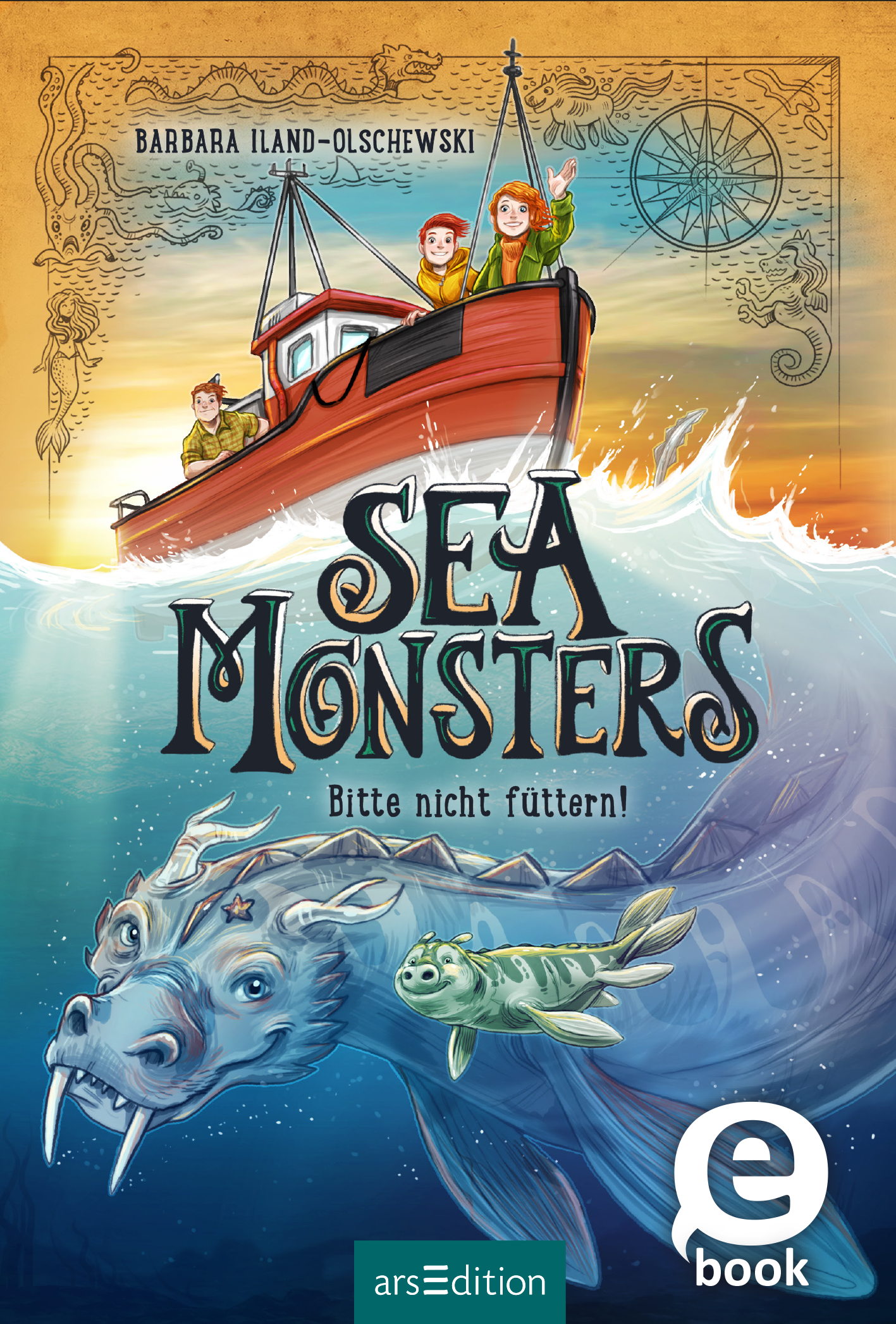 Auf dem Buchcover von „Sea Monsters – Bitte nicht füttern!“ von Barbara Iland-Olschewski sind zwei Kinder in einem roten Boot auf turbulentem, blau-grünem Wasser abgebildet. Über dem Wasser schwimmt ein fantasievoll gestaltetes Meeresungeheuer, das große Augen hat und von einem kleinen Fisch begleitet wird. Die Titelinschrift „SEA MONSTERS“ ist in einer verspielten, großen Schriftart gestaltet. Oben links findet sich der Hinweis auf das Ebook-Format. Ganz unten mittig steht der...