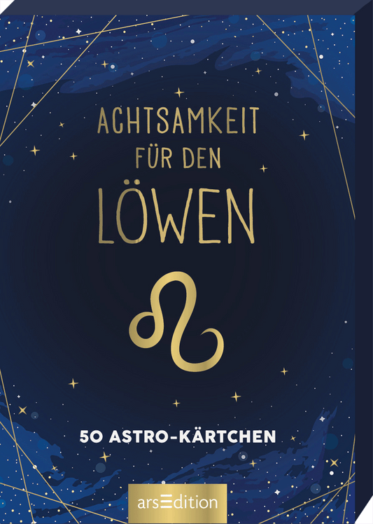 Das Buchcover zeigt einen nächtlichen Himmel in tiefem Blau, durchzogen von funkelnden, golden schimmernden Sternen. In der Mitte steht der Titel „ACHTSAMKEIT FÜR DEN LÖWEN“ in eleganter, goldener Typografie. Unter dem Titel erscheint eine geschwungene, goldene Linie, die das Sternzeichen Löwe symbolisiert. Unten auf dem Cover sind die Worte „50 ASTRO-KÄRTCHEN“ in einem schlichten, weißen Schriftzug zu sehen. Ganz unten mittig steht der Logoschriftzug von arsEdition.