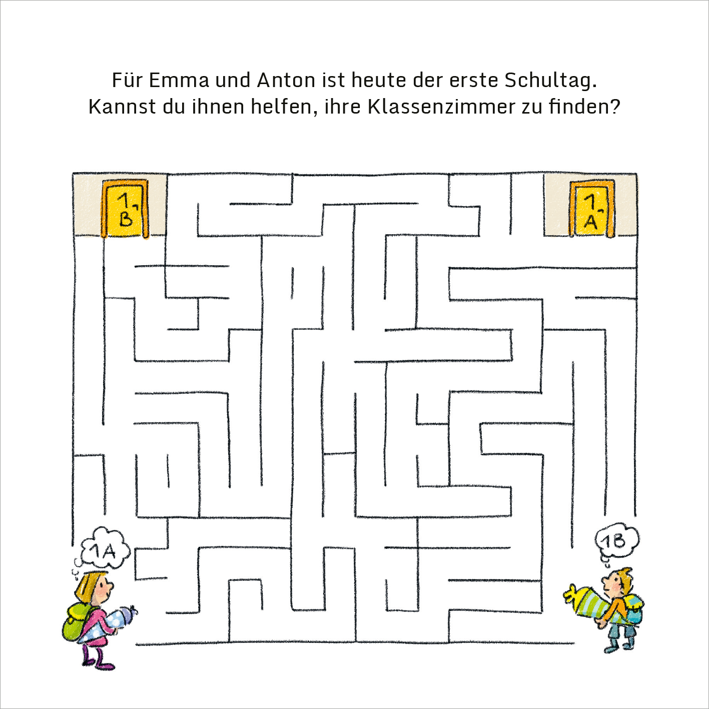 Gezeigt wird eine Innen- oder Zusatzansicht von „Mein dicker Vorschul-Block“. Die Illustration zeigt ein labyrinthartiges Rätsel, umgeben von dekorativen, bunten Zeichnungen. Oben sind zwei Klassenraumtüren mit den Nummern „1 A“ und „1 B“ dargestellt. Links stehen zwei Kinder, ein Mädchen mit Rucksack und ein Junge mit einer Kamera. Der Hintergrund ist hell und freundlich gestaltet, die Typografie des Textes ist spielerisch und gut lesbar.