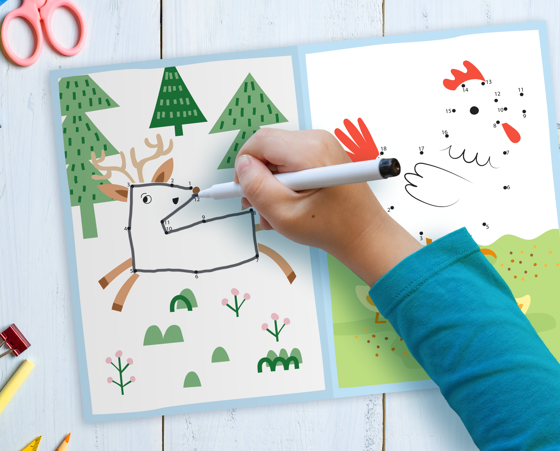 Gezeigt wird eine Innen- oder Zusatzansicht von „Kunterbunte Punkterätsel“. Die Abbildung zeigt eine kindliche Hand, die mit einem Stift ein Tier auf einem blatt zeichnet. Die linke Seite zeigt eine farbenfrohe Illustration eines Rehs, umgeben von grünen Bäumen und Pflanzen. Auf der rechten Seite ist eine einfache, skizzenhafte Darstellung eines Huhns zu sehen, mit nummerierten Punkten zur Verbindung. Die Farbpalette besteht hauptsächlich aus sanften, pastelligen Tönen.