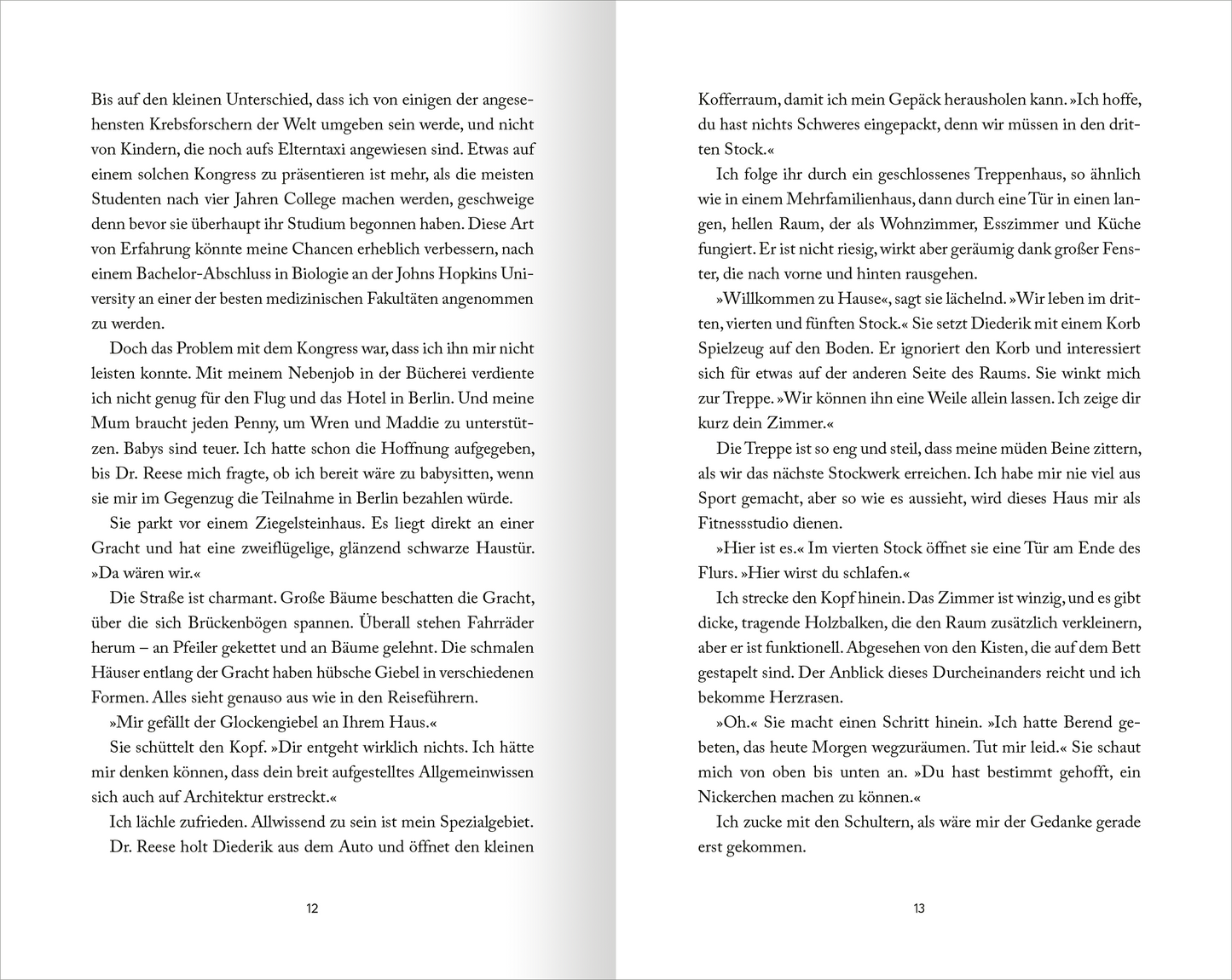 Gezeigt wird eine Innen- oder Zusatzansicht von „My Hot Dutch Boyfriend“. Die Doppelseite enthält einen gedruckten Text in schwarzer Schrift auf hellem Hintergrund. Die Typografie ist klar und gut lesbar, mit einer harmonischen Schriftgröße. Absatzformatierungen und Zeilenabstände sind großzügig, was die Lesbarkeit unterstützt. Es sind keine farblichen Akzente oder Illustrationen vorhanden, was den Fokus auf den Inhalt legt. Die Seitenzahlen befinden sich im unteren Bereich, gut...