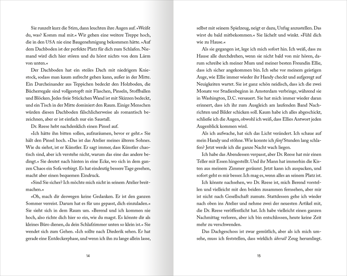 Gezeigt wird eine Innenansicht von „My Hot Dutch Boyfriend“. Die Seiten sind in einem klaren, gut lesbaren Layout gehalten, mit einer klassischen Serifenschrift in schwarzer Farbe auf weißem Hintergrund. Der Text ist in Absätze gegliedert, was die Lesbarkeit erhöht. Die Seitenränder sind großzügig, und es sind keine Bilder oder Illustrationen sichtbar, die vom Text ablenken könnten.