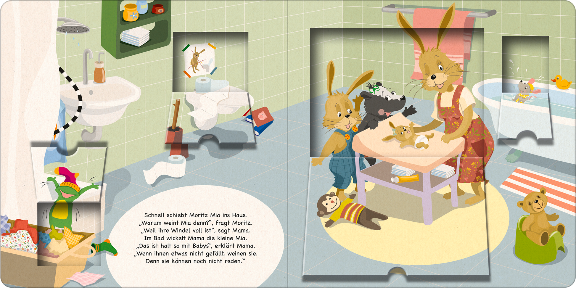 Gezeigt wird eine Innen- oder Zusatzansicht von „Moritz Moppelpo und sein Geschwisterchen“. Die Szene spielt in einem hellen Badezimmer mit grünen Kacheln. Darin sind zwei bunte Kinderhasen, die an einem Tisch stehen. Einer von ihnen zeigt auf einen kleinen Hasen, während die Mutter, gekleidet in einem roten Kleid, sie anlächelt. Auf dem Tisch stehen Spielsachen und eine Waschschüssel. Der Raum wirkt freundlich und einladend, mit einem bunten Bademantel und einem Kinderhandtuch, die am...