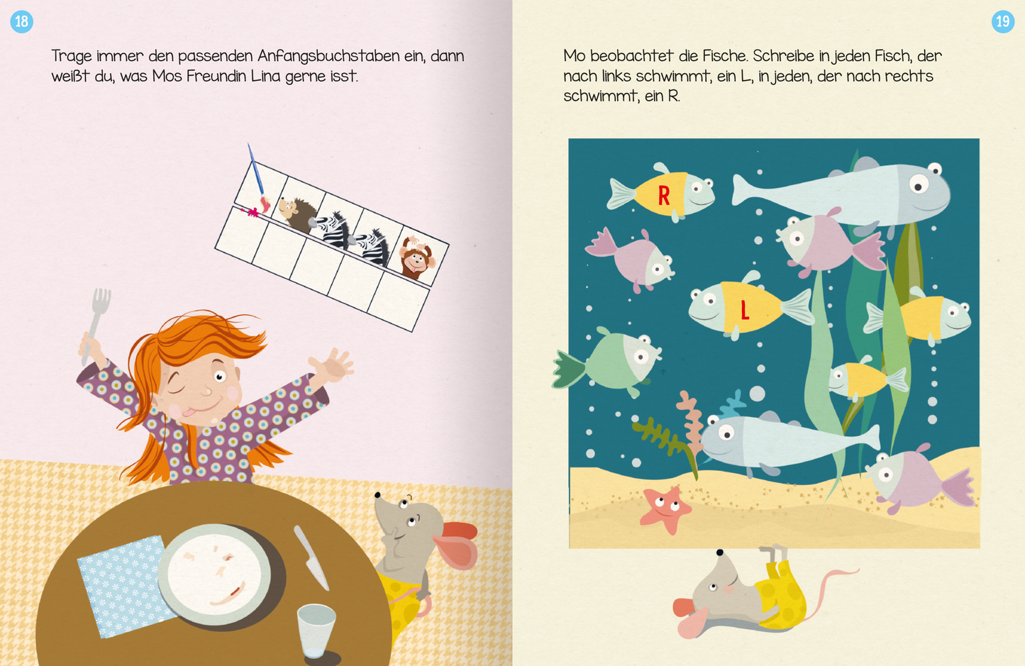 Gezeigt wird eine Innen- oder Zusatzansicht von „Erstes Lernen mit Spaß – Erstes Schreiben“. Auf der linken Seite ist ein Tisch mit einer Schüssel und einem Glas abgebildet, umgeben von einer fröhlichen, rot-haarigen Kinderfigur, die eine Gabel in die Höhe hält. Auf der rechten Seite sind bunte Fische in blauem Wasser dargestellt, mit großen, freundlichen Augen. Die Typografie ist kindgerecht und bunt, wobei Wörter in klaren, deutlich lesbaren Buchstaben dargestellt sind.