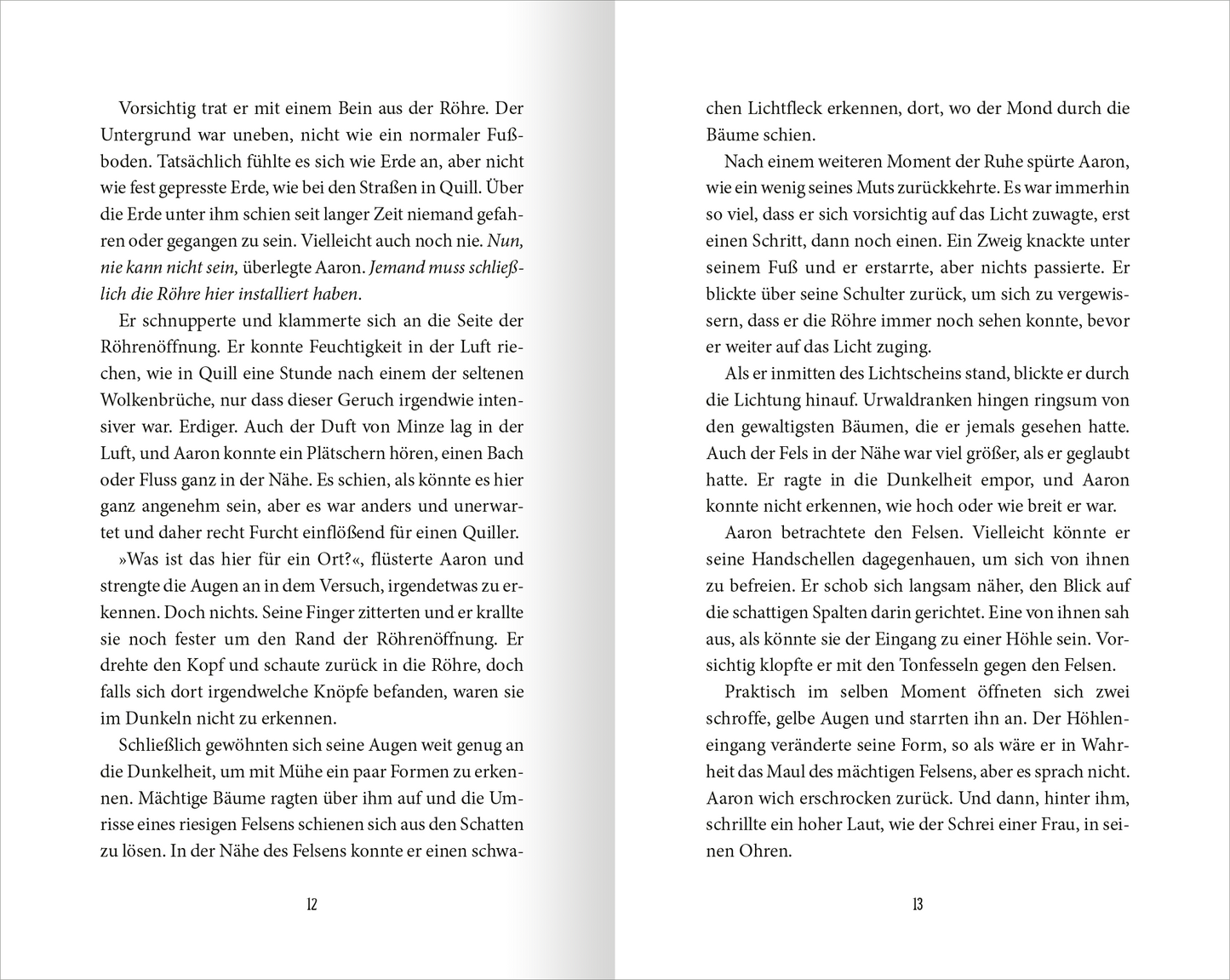 Gezeigt wird eine Innenansicht von „Wächter der Magie – Insel der Legenden“. Die Seite zeigt den Text in klassischer, gut lesbarer Serifen-Typografie, die in Schwarz auf hellem Hintergrund gedruckt ist. Die Seitenränder sind gleichmäßig, und der Text ist klar strukturiert.