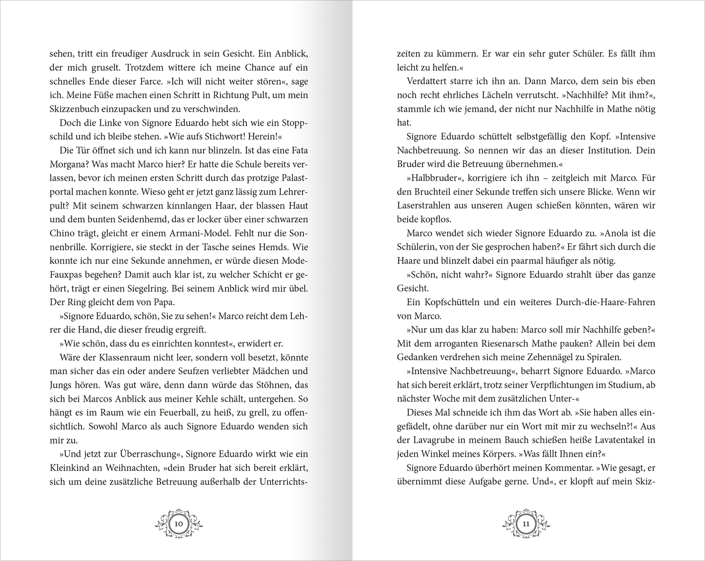 Gezeigt wird eine Innen- oder Zusatzansicht von „Stadt aus Wasser und Licht – Die Maskenmagierin“. Die Seiten zeigen einen fließenden, gut lesbaren Text in einer klaren serifenlosen Schrift. Die Farbgestaltung ist in sanften, warmen Tönen gehalten, die eine einladende Atmosphäre schaffen. Es sind keine ablenkenden Elemente vorhanden, die den Lesefluss stören könnten. Der Seitenaufbau ist übersichtlich, mit ausreichend weißen Ruhemomenten zwischen den Textabschnitten.