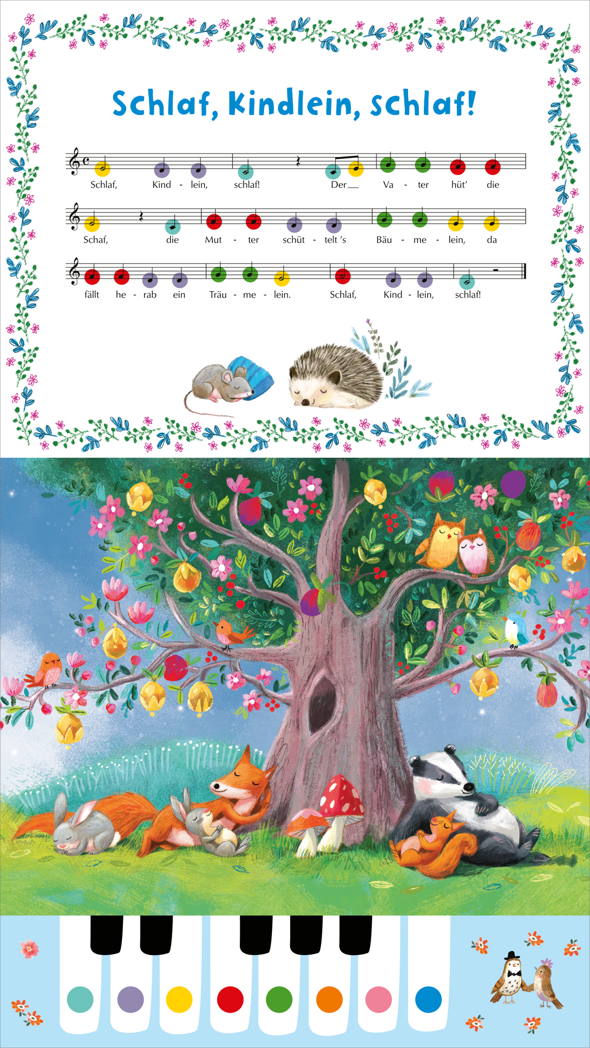Gezeigt wird eine Innen- oder Zusatzansicht von „Mein buntes Klavierbuch“. Oben ist das Lied „Schlaf, kindlein, schlaf!“ mit bunten Noten und einem floralen Rahmen abgebildet. Unten zeigt eine fröhliche Illustration einen großen Baum, umgeben von schlafenden Tieren wie Füchsen und einem Igel. Die Farbpalette ist lebhaft, mit sanften Pastelltönen und klaren, großen Schriftarten, die gut lesbar sind. Unten befinden sich farbige Klaviertasten in Blau, Rosa, Gelb und Grün.