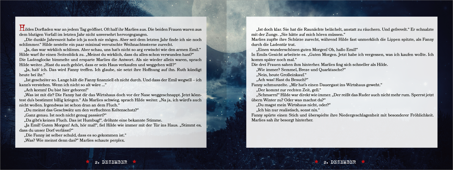 Gezeigt wird eine Innen- oder Zusatzansicht von „Raunachttod“. Die Doppelseite zeigt einen dramatischen Hintergrund in dunklen Blau- und Grautönen, der einen mystischen Waldbereich darstellt. Auf der linken Seite sind verschnörkelte Schriftzüge in einer klaren Serifenschrift zu erkennen, während die rechte Seite einen klaren Textblock in schwarzer Schrift auf hellem Hintergrund bietet. Die Verwendung von kontrastreichen Farben und die abwechslungsreiche Typografie schaffen eine...