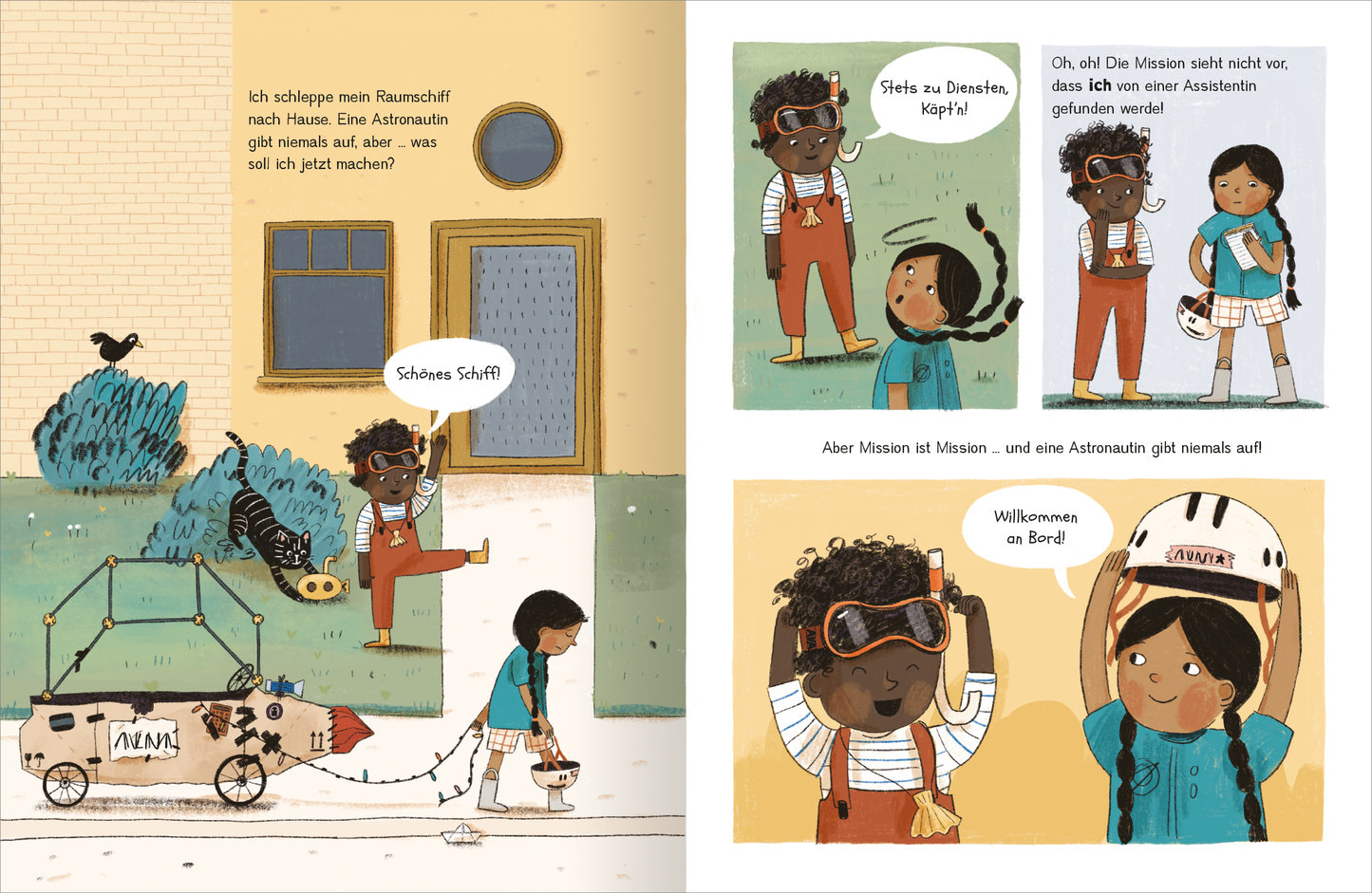 Gezeigt wird eine Innen- oder Zusatzansicht von „Alia Astronautin - Mission Freundschaft“. Die Illustration zeigt zwei Kinder in bunten Overalls: ein Mädchen mit Zöpfen und ein Junge mit lockigem Haar und einer Pilotenkappe. Sie interagieren fröhlich miteinander, während ein selbstgebautes Raumschiff im Hintergrund steht. Der Hintergrund ist hell und freundlich, mit sanften Erdtönen und lebendigen Farben. Die Sprechblasen zeigen kindgerechte Typografie und vermitteln eine spielerische...