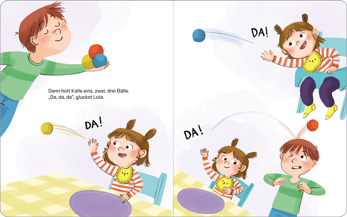 Gezeigt wird eine Innen- oder Zusatzansicht von „Kalle und Lola: Lola kann schon werfen“. Die Illustration zeigt Kalle, der auf einer hellen Fläche mit drei bunten Bällen spielt, während Lola, in gestreifter Kleidung mit einem gelben Plüschtier, begeistert reagiert. Der Hintergrund ist hell und freundlich gestaltet, wobei die Schrift in klarer, gut lesbarer Typografie mit großem Kontrast gehalten ist. Die Farben sind lebhaft und einladend, was die Freude der Kinder beim Spielen...
