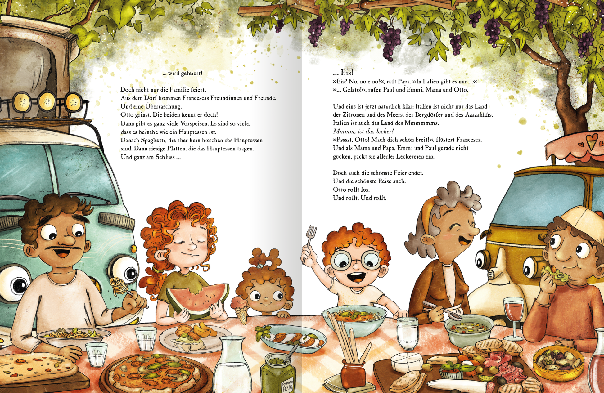 Gezeigt wird eine Innen- oder Zusatzansicht von „OTTO fährt los – Ein Sommer in Italien“. Die Seite zeigt eine lebendige Szene mit fröhlichen Kindern und Erwachsenen, die an einem langen Tisch voller italienischer Speisen sitzen: Pizza, Caprese, Antipasti, Käse, Wurst, Ciabatta und Pesto. Im Hintergrund steht der Campingbus und daneben eine Ape. Die Farben sind warm und einladend, mit verschiedenen Nuancen von Grün und Gelb durch die Umgebungsvegetation. Die Typografie ist verspielt...