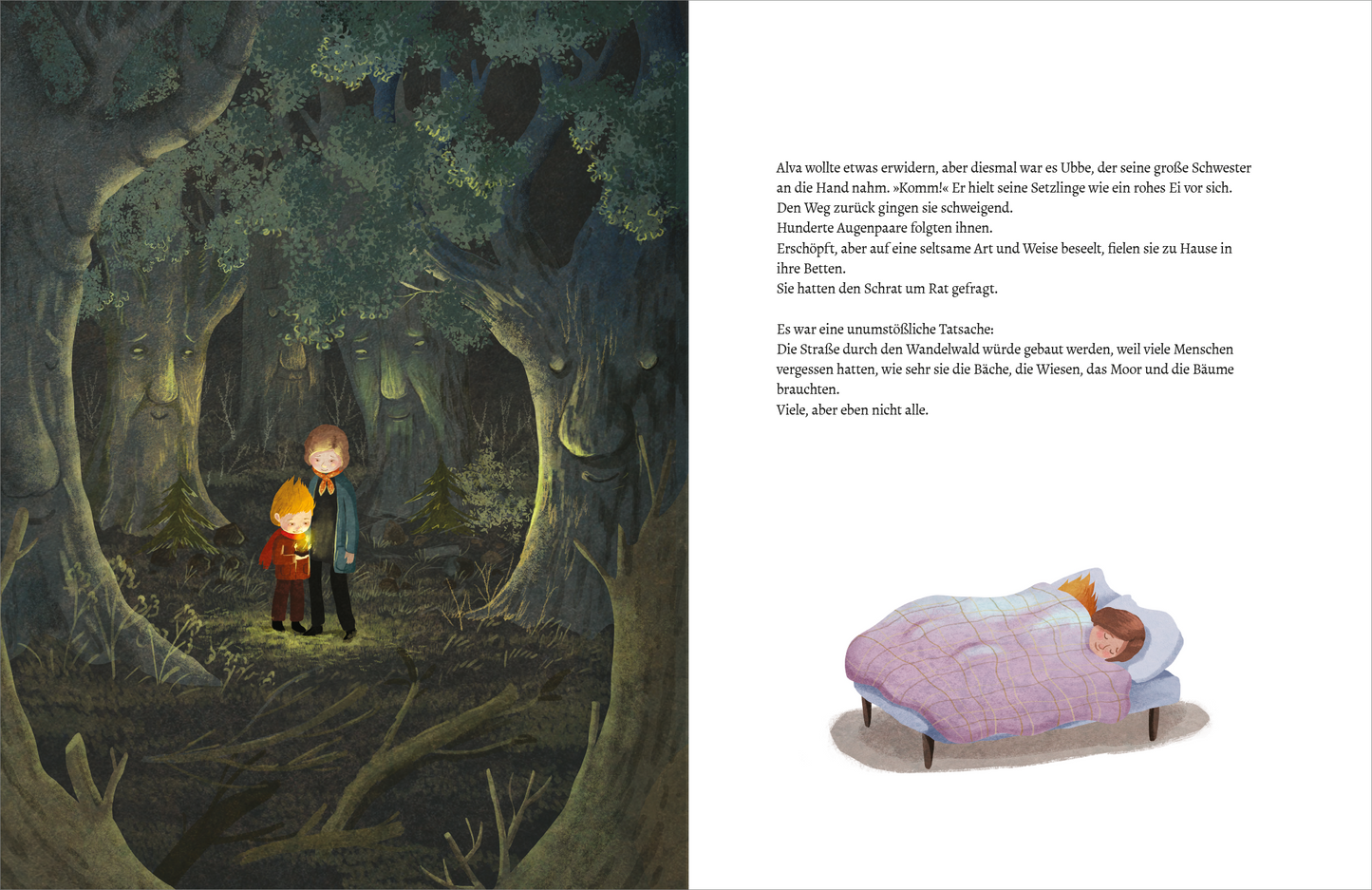 Gezeigt wird eine Innen- oder Zusatzansicht von „Der Schrat“. Die linke Seite zeigt eine düstere Waldszene mit hohen, dichtbewachsenen Bäumen und einem geheimnisvollen Lichtschein. Zwei Kinder stehen im Vordergrund, in warmen Farben gehalten. In der Hand des Mädchens befinden sich Setzlinge von einer Eiche, die die beiden Kinder betrachten wie einen Schatz. Die rechte Seite zeigt ein Bett mit den beiden schlafenden Kindern unter einer bunten Decke. Die Typografie auf der rechten Seite...