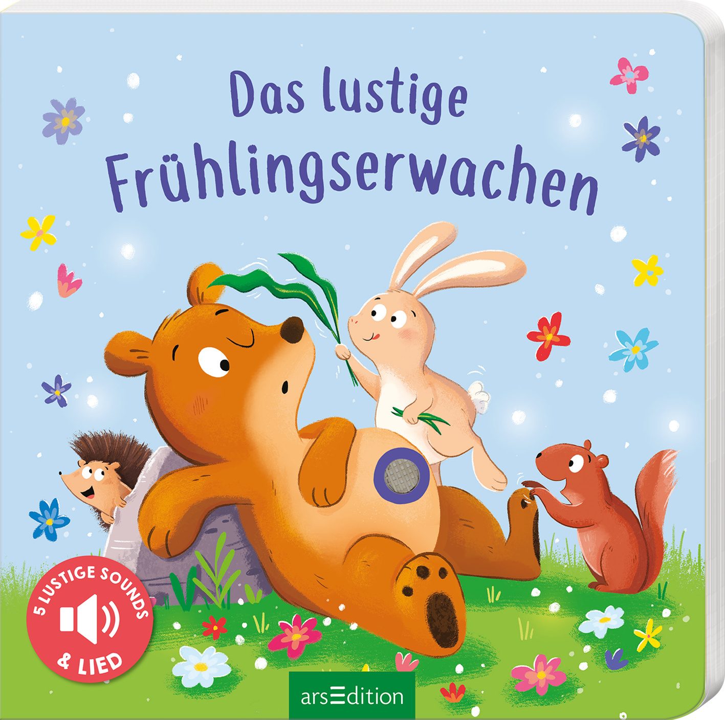 Das Cover zeigt einen fröhlichen Bären, der entspannt auf einer Wiese liegt, während ein Hase ihm mit einem grünen Blatt aufs Gesicht klettert. Zu sehen sind zudem ein Igel und ein Eichhörnchen, die in der bunten, blühenden Szenerie um den Bären herumstehen. Der Himmel ist sanft blau mit vielen kleinen, bunten Blumen und Schmetterlingen. Der Titel „Das lustige Frühlingserwachen“ ist in verspielter Schrift oben platziert. Unten links ist ein roter Button mit dem Text „5 lustige...