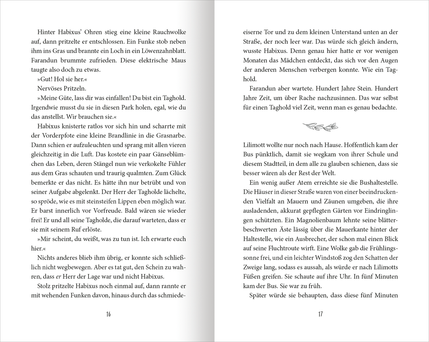 Gezeigt wird eine Innen- oder Zusatzansicht von „Dämmernachtstraum“. Die Seiten sind in einem hellen, sanften Beige-Ton gehalten, mit schwarzer Typografie, die klar und gut lesbar ist. Der Text ist in zwei Spalten aufgeteilt, was eine angenehme Leseführung ermöglicht. Am linken Seitenrand ist eine feine, dekorative Linie zu sehen. Es gibt keine Bilder oder Illustrationen, wodurch der Fokus vollständig auf dem geschriebenen Inhalt liegt.