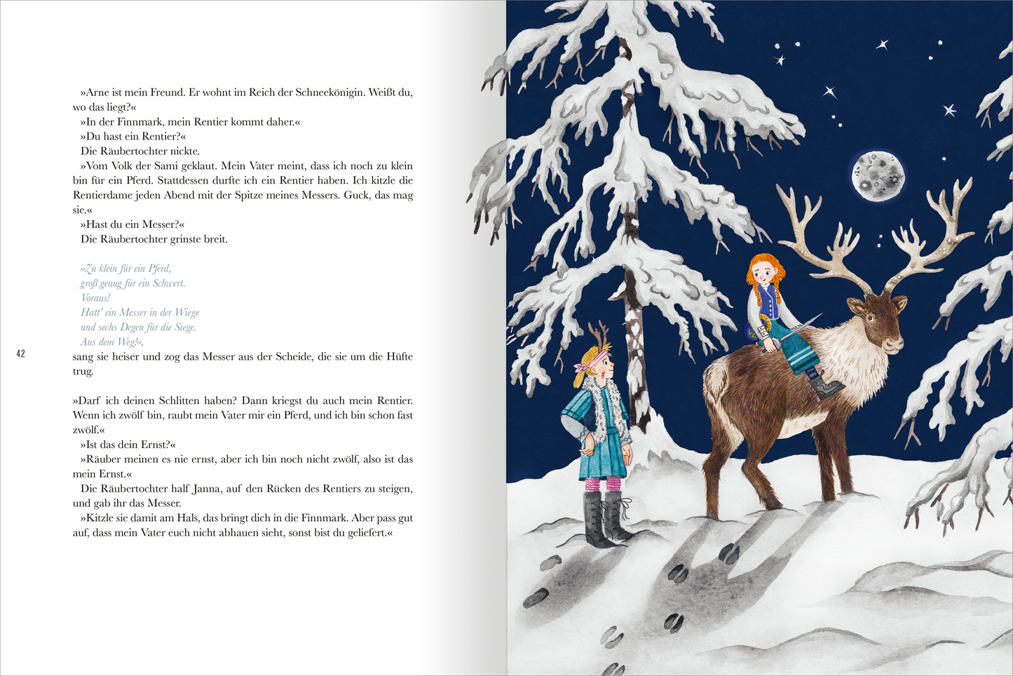 Gezeigt wird eine Innen- oder Zusatzansicht von „Die Schneekönigin“. Die Seite zeigt eine winterliche Szene mit einem tiefblauen Hintergrund, der den Nachthimmel darstellt. Zwei Figuren, ein Mädchen mit rotgefärbten Haaren und ein Junge, stehen neben einem Reindeer. Die Figuren tragen bunte, festliche Kleidung in Blau und Grün. Die Landschaft ist mit schneebedeckten Bäumen und einem weißen Boden gestaltet, der sanfte Schattierungen aufweist. Der Text ist in einer klaren, gut lesbaren...