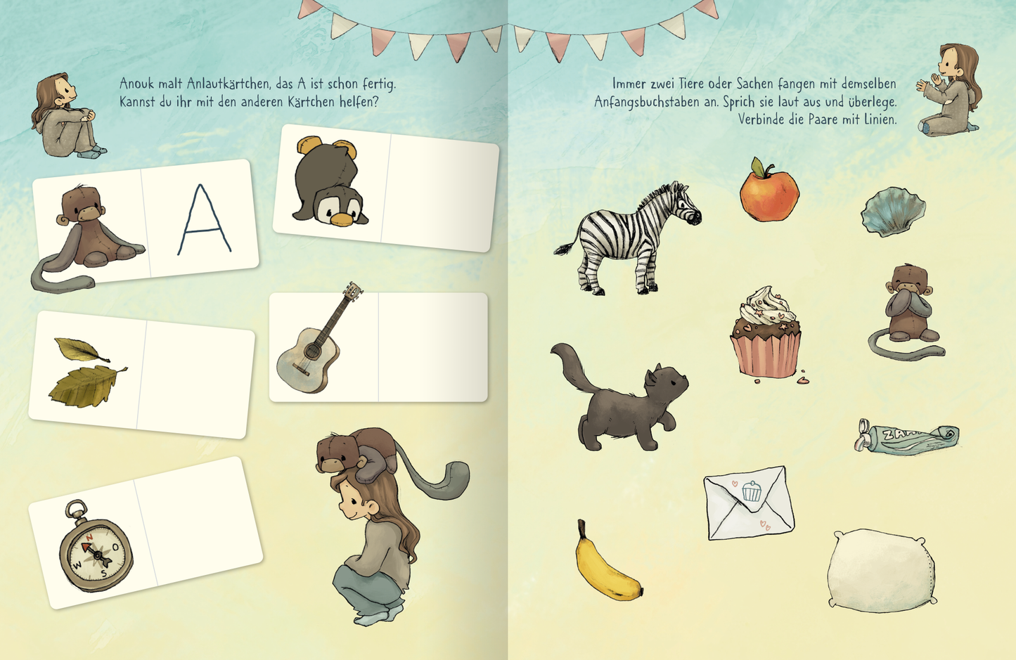 Gezeigt wird eine Innen- oder Zusatzansicht von „Anouk – Erste Buchstaben“. Die Seite ist in sanften Pastellfarben gehalten, mit einem hellblauen und -gelben Hintergrund. Auf der linken Seite sind Illustrationen von Tieren und Gegenständen in verspieltem, cartoonhaftem Stil. Die Typografie besteht aus klaren, großen Buchstaben und kinderfreundlichen Schriftarten. Ein Banner mit bunten Fähnchen ziert den oberen Rand, während der Text kindgerecht formuliert ist und die Interaktion...