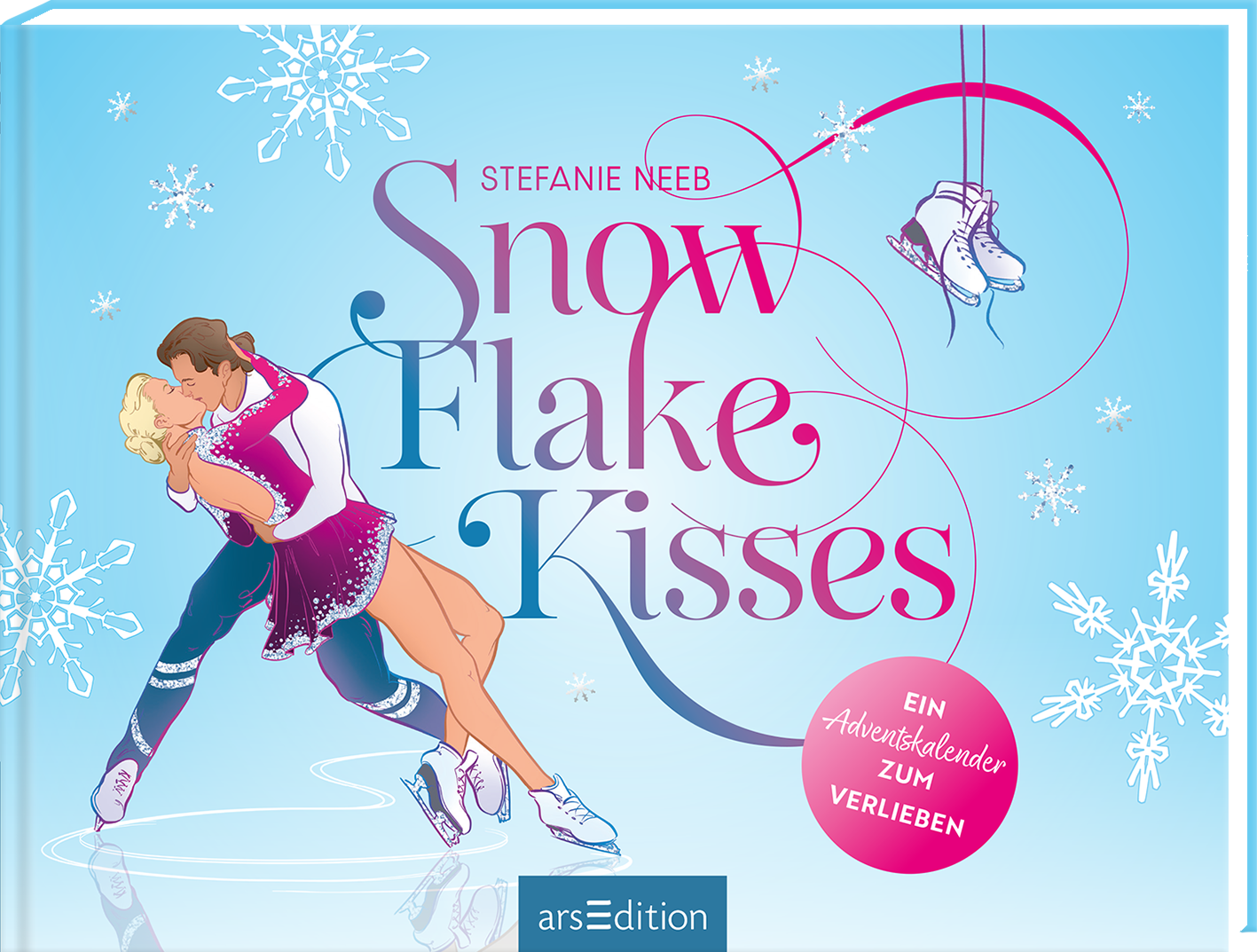 Das Buchcover zeigt ein romantisches Eislauf-Paar, das sich in einer zärtlichen Umarmung präsentiert. Die Farben sind sanft in Blau- und Rosatönen gehalten, unterbrochen von weißen Schneeflocken, die eine winterliche Atmosphäre schaffen. Der Titel „Snow Flake Kisses“ ist in einer verspielten, eleganten Schriftart gestaltet. Oben mittig steht der Name „Stefanie Neeb“. Ein pinker Button mit dem Text „Ein Adventskalender zum Verlieben“ befindet sich am unteren rechten Rand. Ganz...